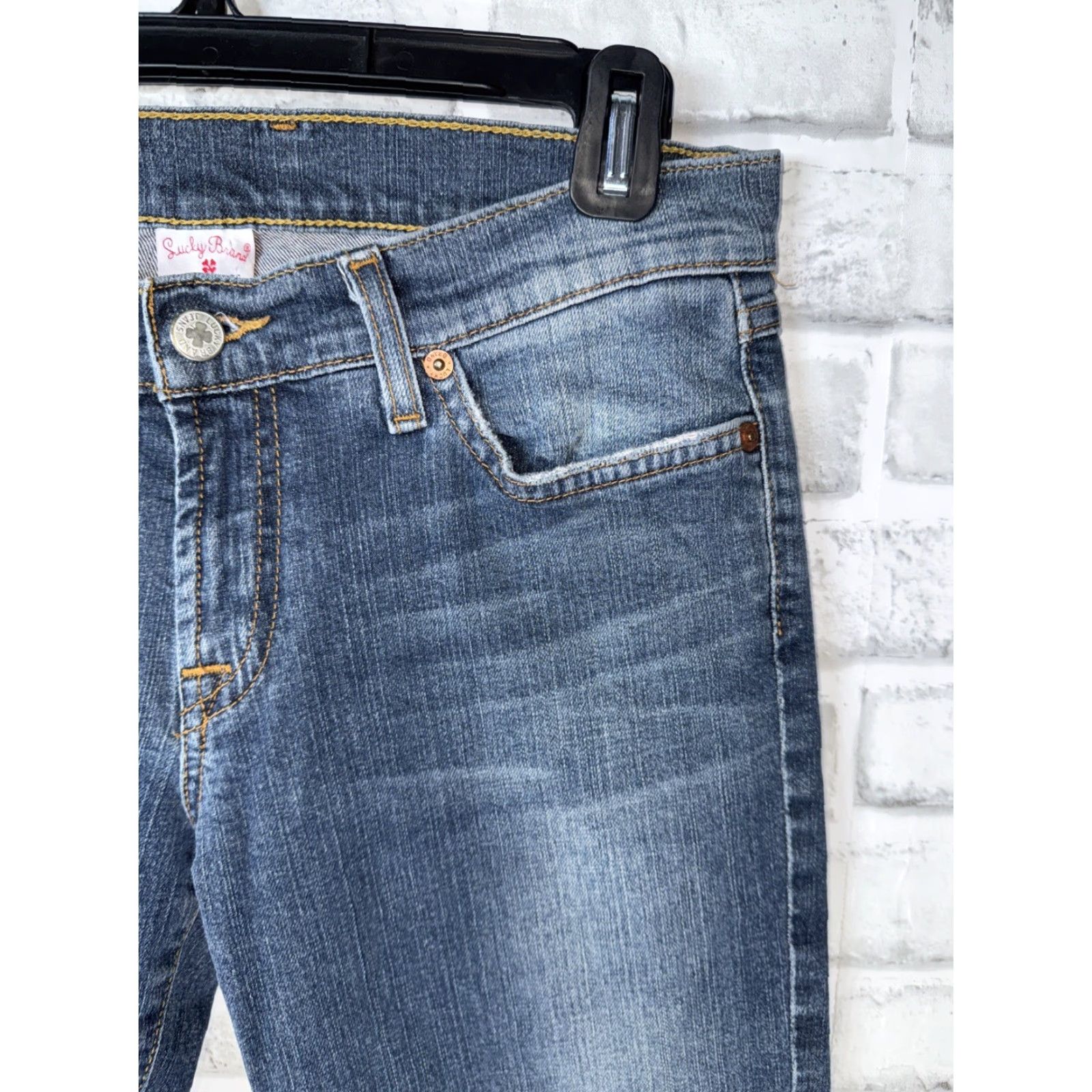 Lucky Brand VTG Lucky Brand Jeans Mid Rise Flare WOMENS 6 / 31” Inseam Denim Blue 90s Y2K City Hippie Retro Jeans Womens Size 28" / US 6 / IT 42 - 5 Thumbnail