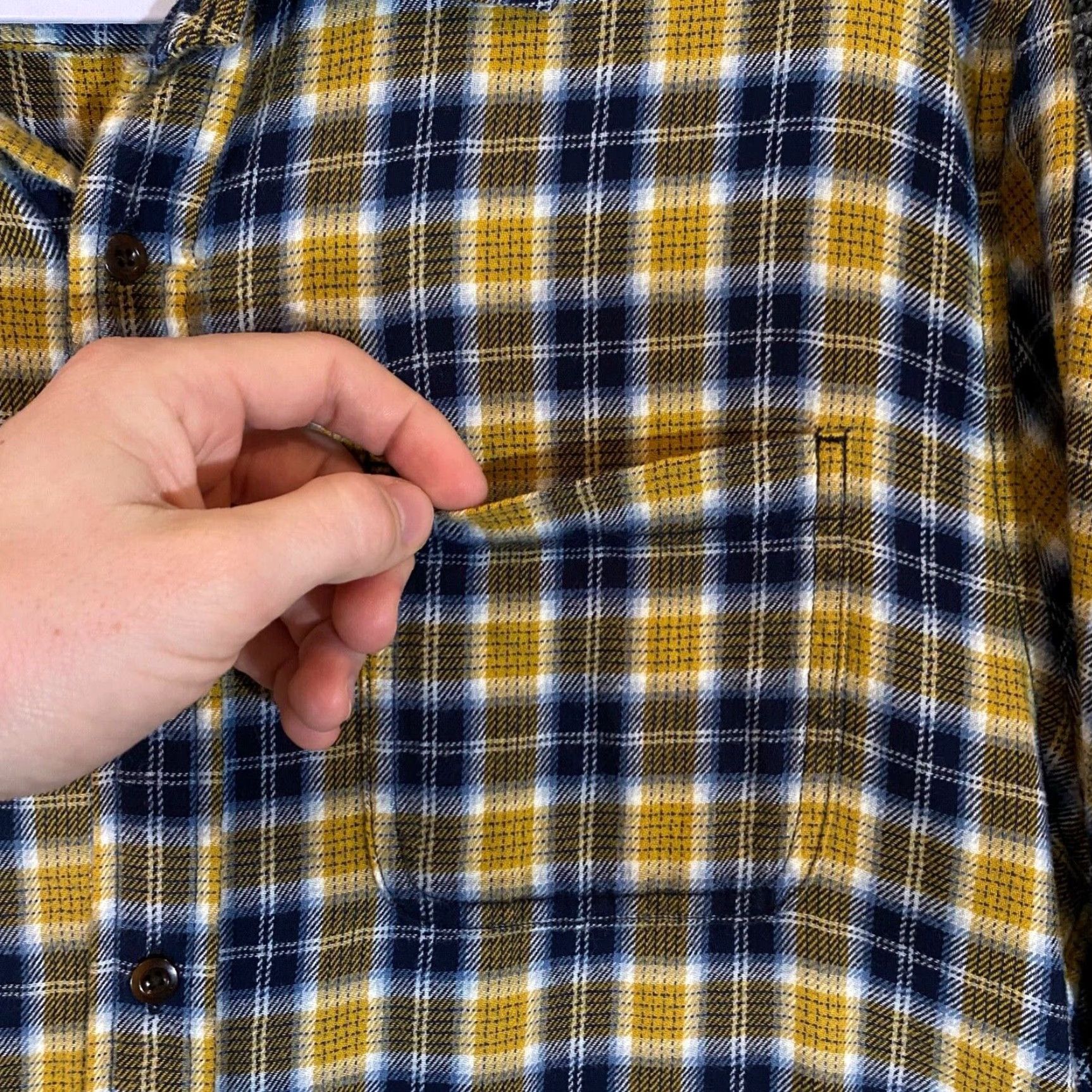 Outerknown Outerknown Shirt Mens Large Yellow Blue Plaid Button Up L/S Outdoors Flannel Size US L / EU 52-54 / 3 - 3 Thumbnail