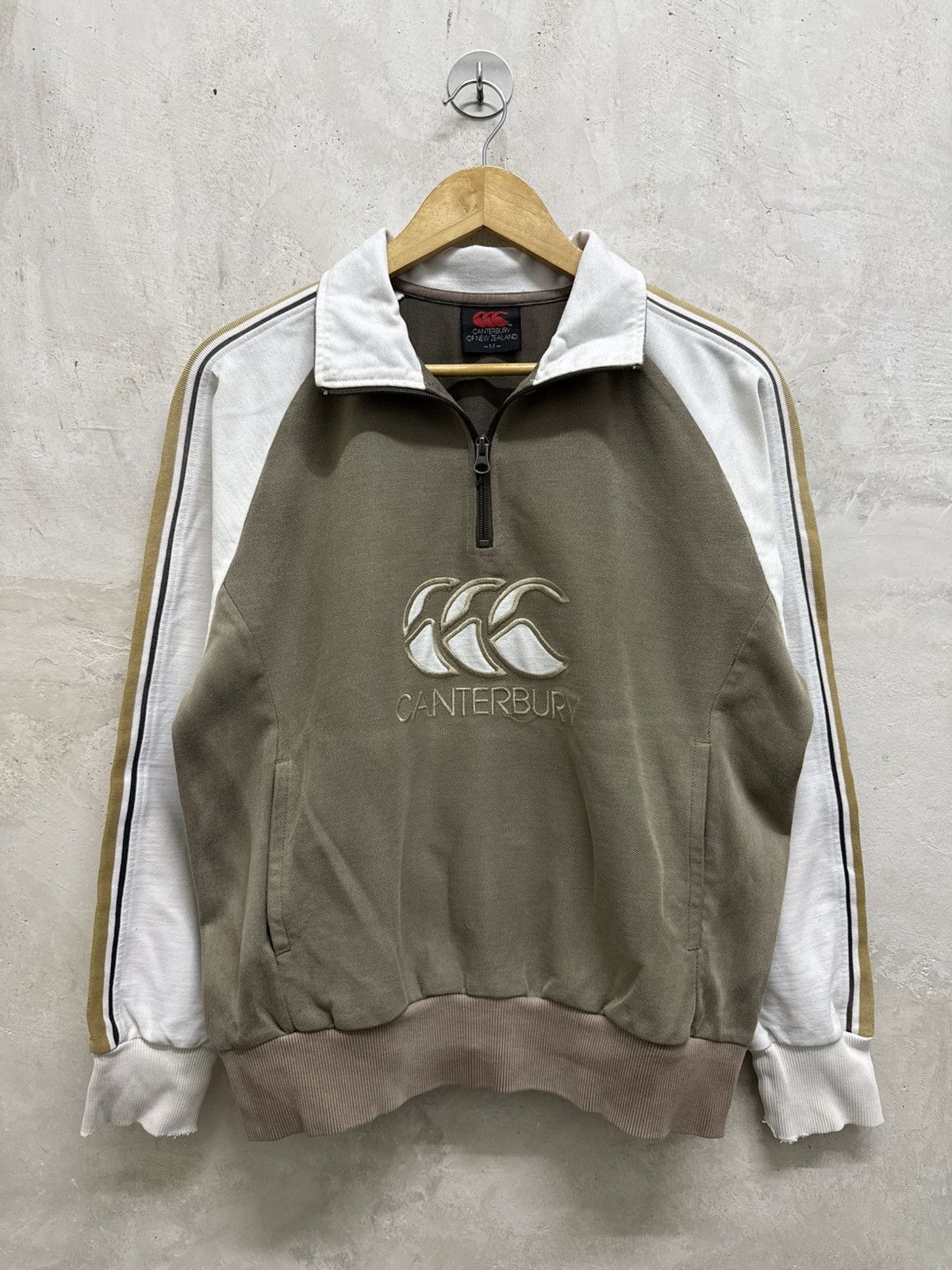 Canterbury of New Zealand Sun Faded Canterbury Center Big Logo Half Zipper Size US M / EU 48-50 / 2 - 1 Thumbnail