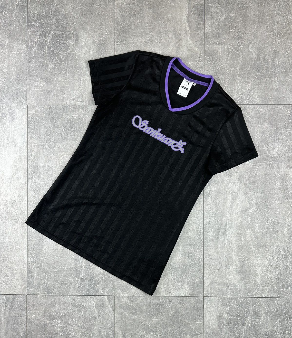 Puma Puma X Sankuanz Streetwear V-Neck T-Shirt Size S / US 4 / IT 40 - 1 Thumbnail
