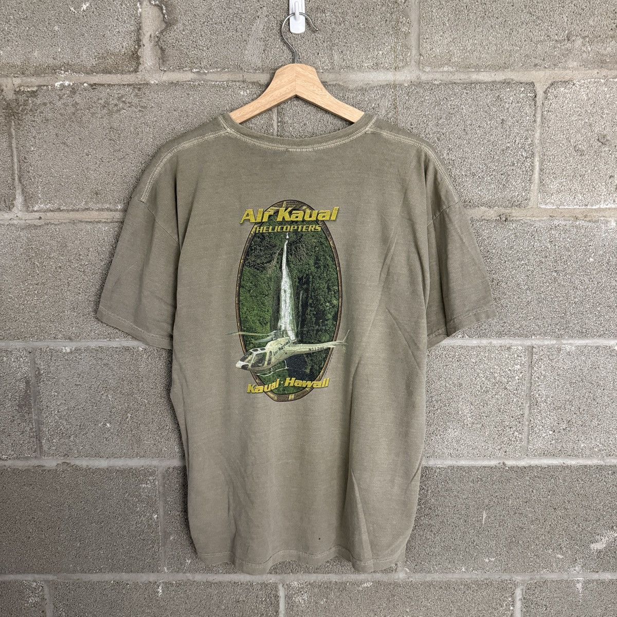Anvil Vintage Anvil Air Kauai Hawaii Brown Tee Mens Large Size US L / EU 52-54 / 3 - 1 Thumbnail