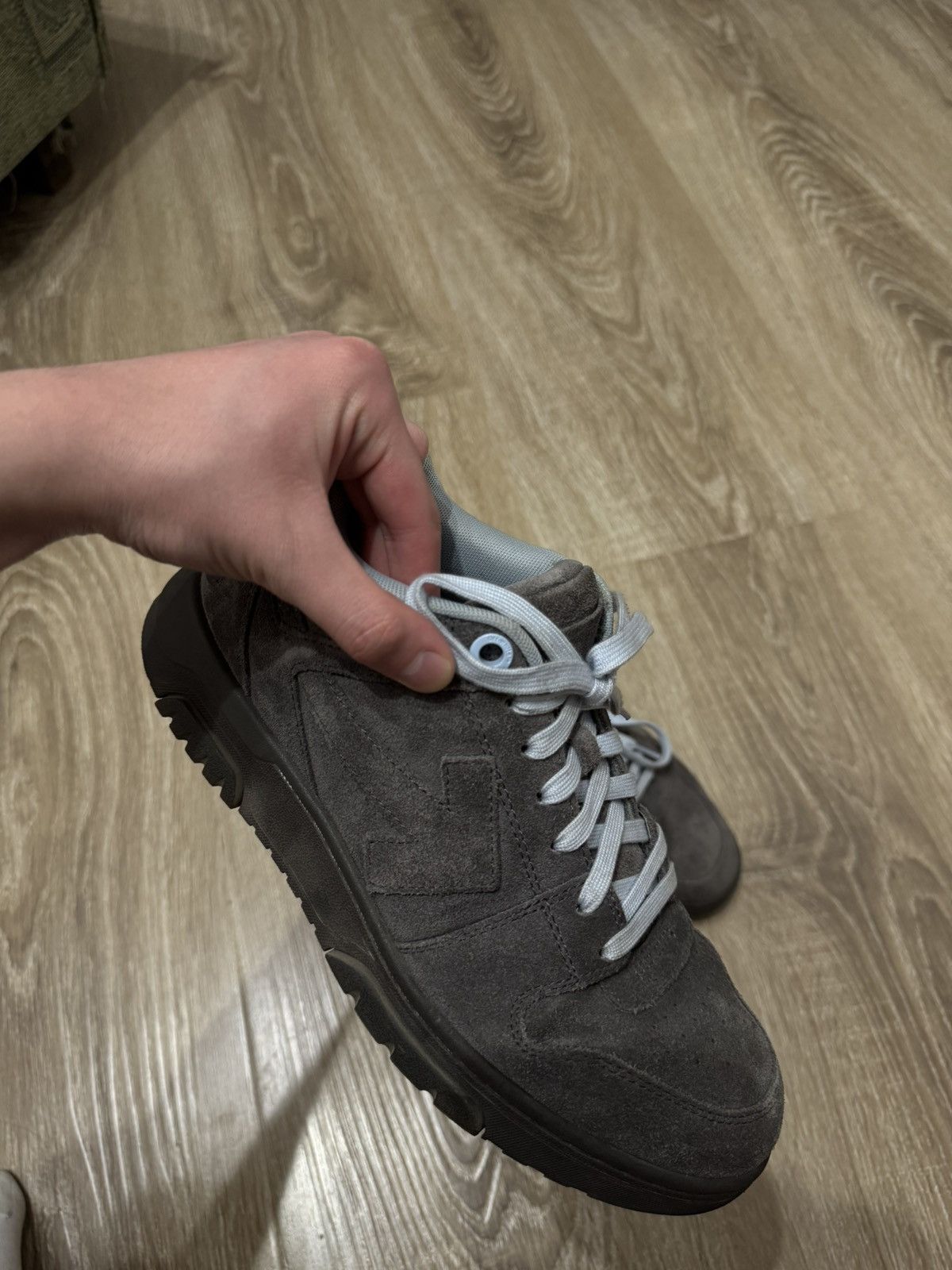 Off-White Off-White Out of Office Suede Size US 8 / EU 41 - 8 Thumbnail