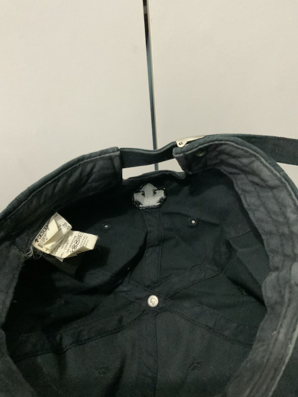 Descente Descente Black Streetwear Hat Size ONE SIZE - 10 Thumbnail