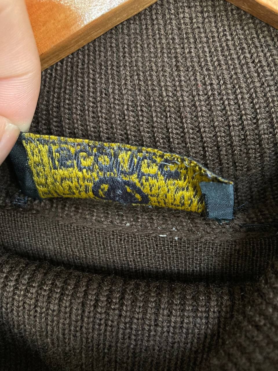 Versace Vintage Versace Istante Turtleneck Wool Sweater Size US L / EU 52-54 / 3 - 7 Thumbnail