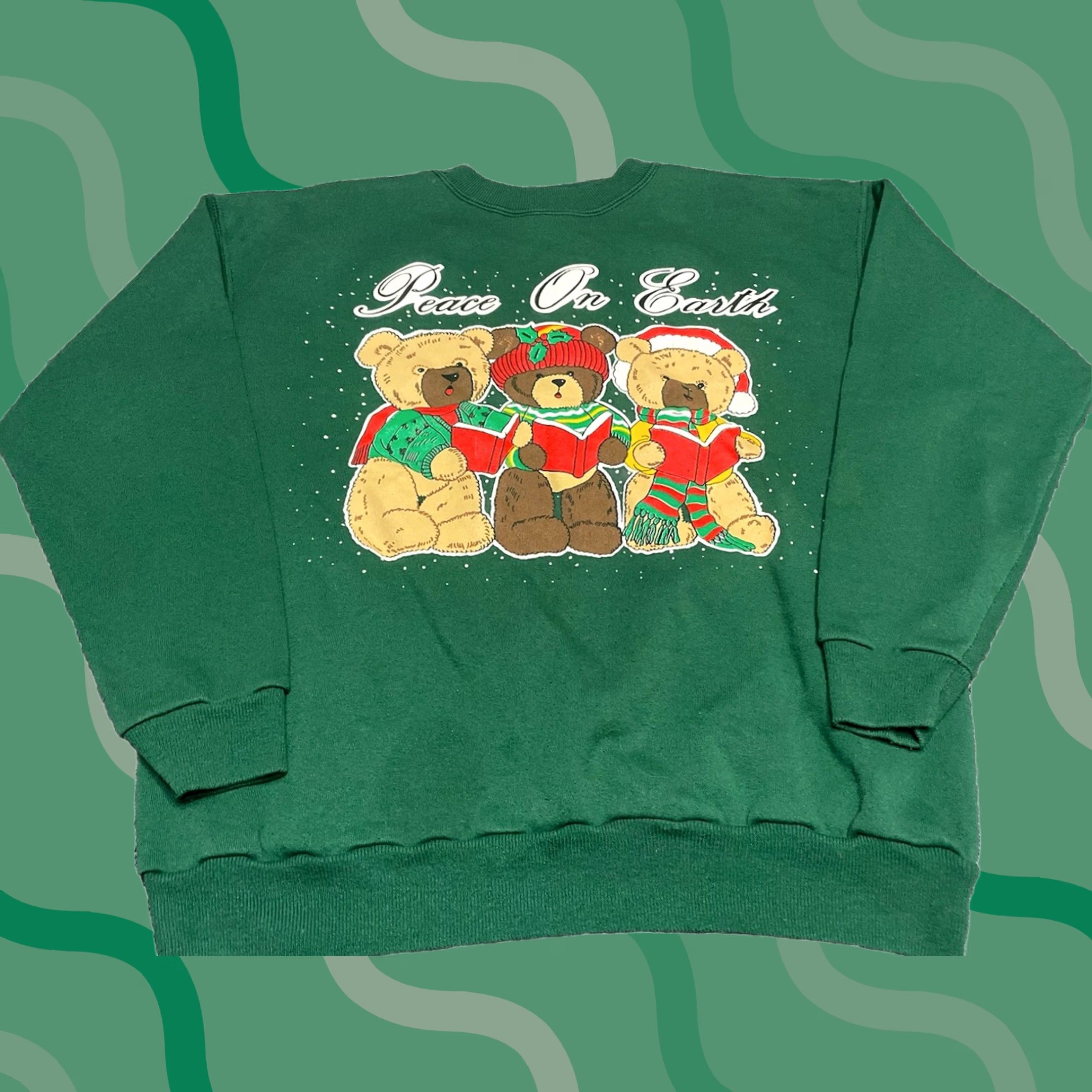 Hanes VINTAGE Hanes Christmas Sweatshirt Womens M Green Raglan Sleeve Crew Neck Pullover 100% Cotton Graphic Print US Made Graphics Size M / US 6-8 / IT 42-44 - 1 Thumbnail