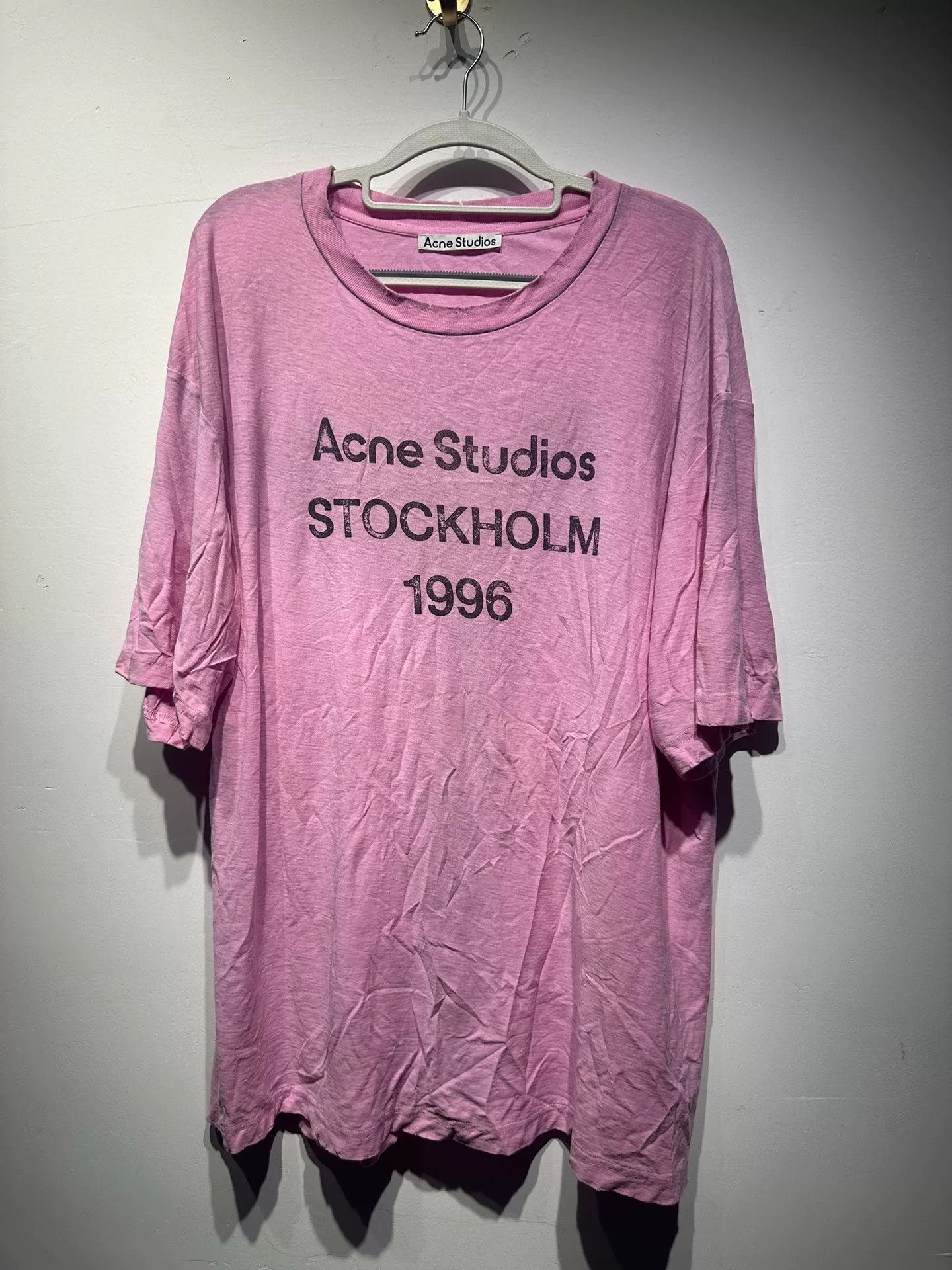 Acne Studios Acne Studios Printed Pink T-Shirt L Women Size L / US 10 / IT 46 - 1 Thumbnail