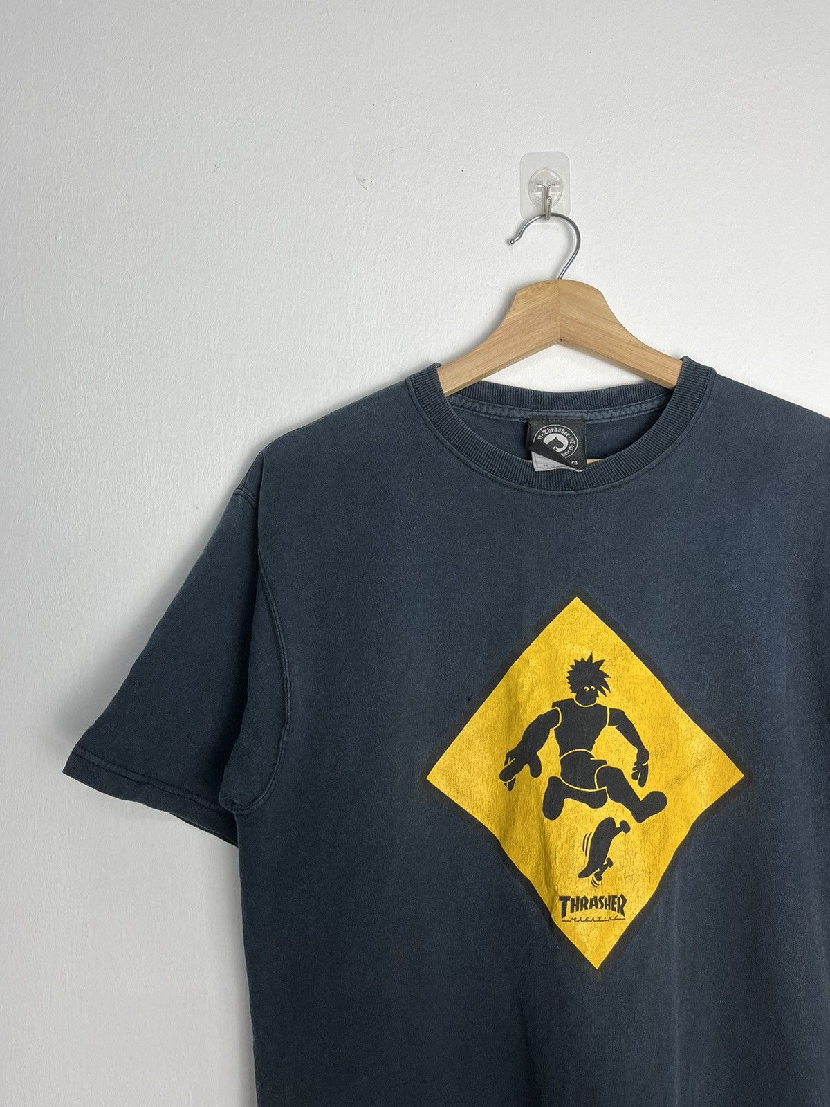 Thrasher Vintage 90s Thrasher Magazine T-shirt Faded Rare Design Size US M / EU 48-50 / 2 - 2 Thumbnail