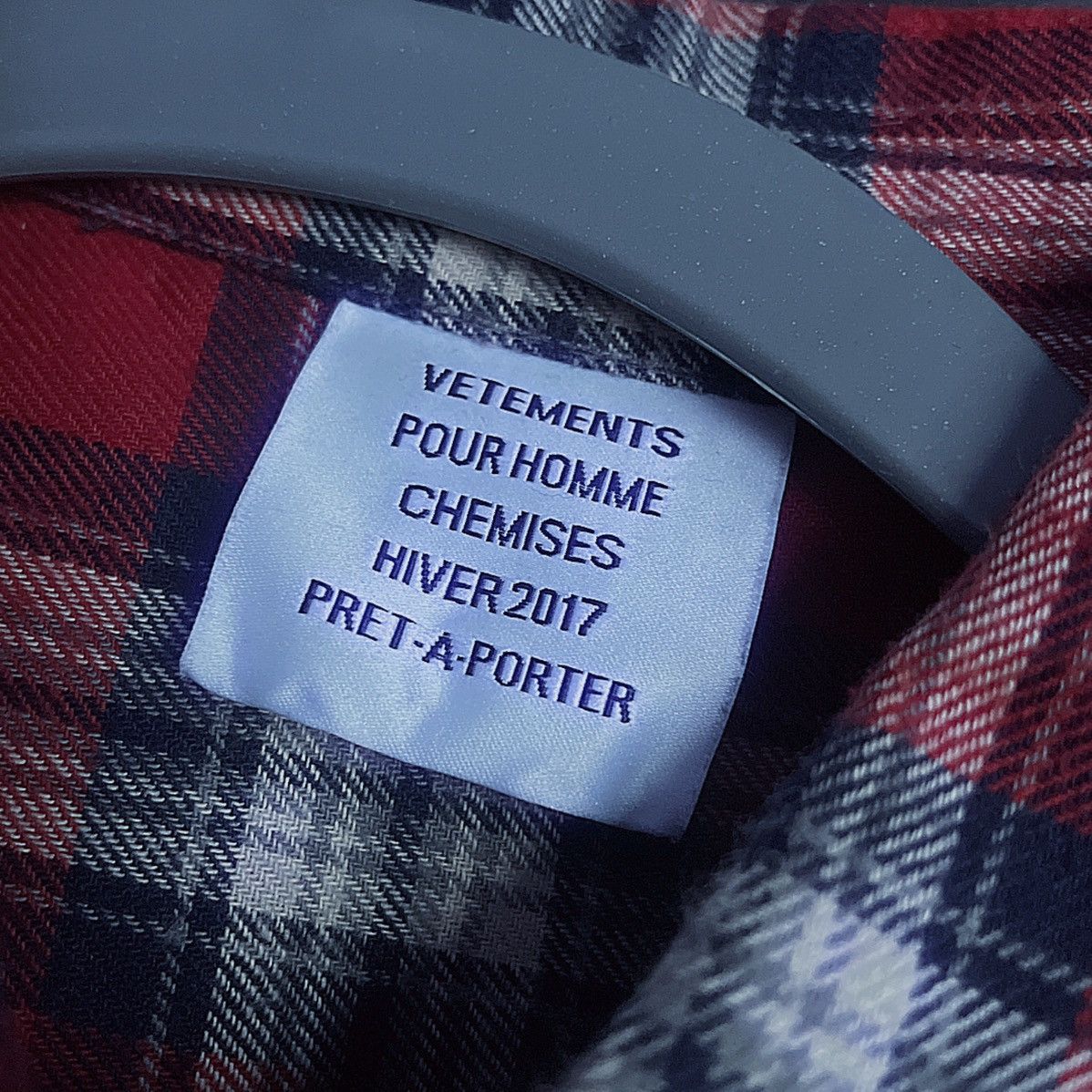 Vetements Vetements Time is Money Red Plaid One Sleeve Shirt 2017 Size US S / EU 44-46 / 1 - 6 Thumbnail