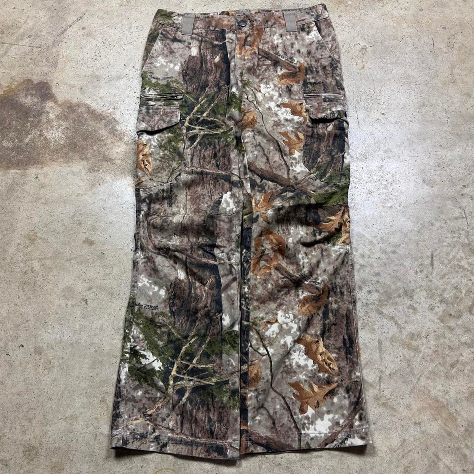 Mossy Oaks × Realtree Y2K Camouflage RealTree Cabelas Low Rise Baggy Cargo Pants Size US 31 - 1 Thumbnail