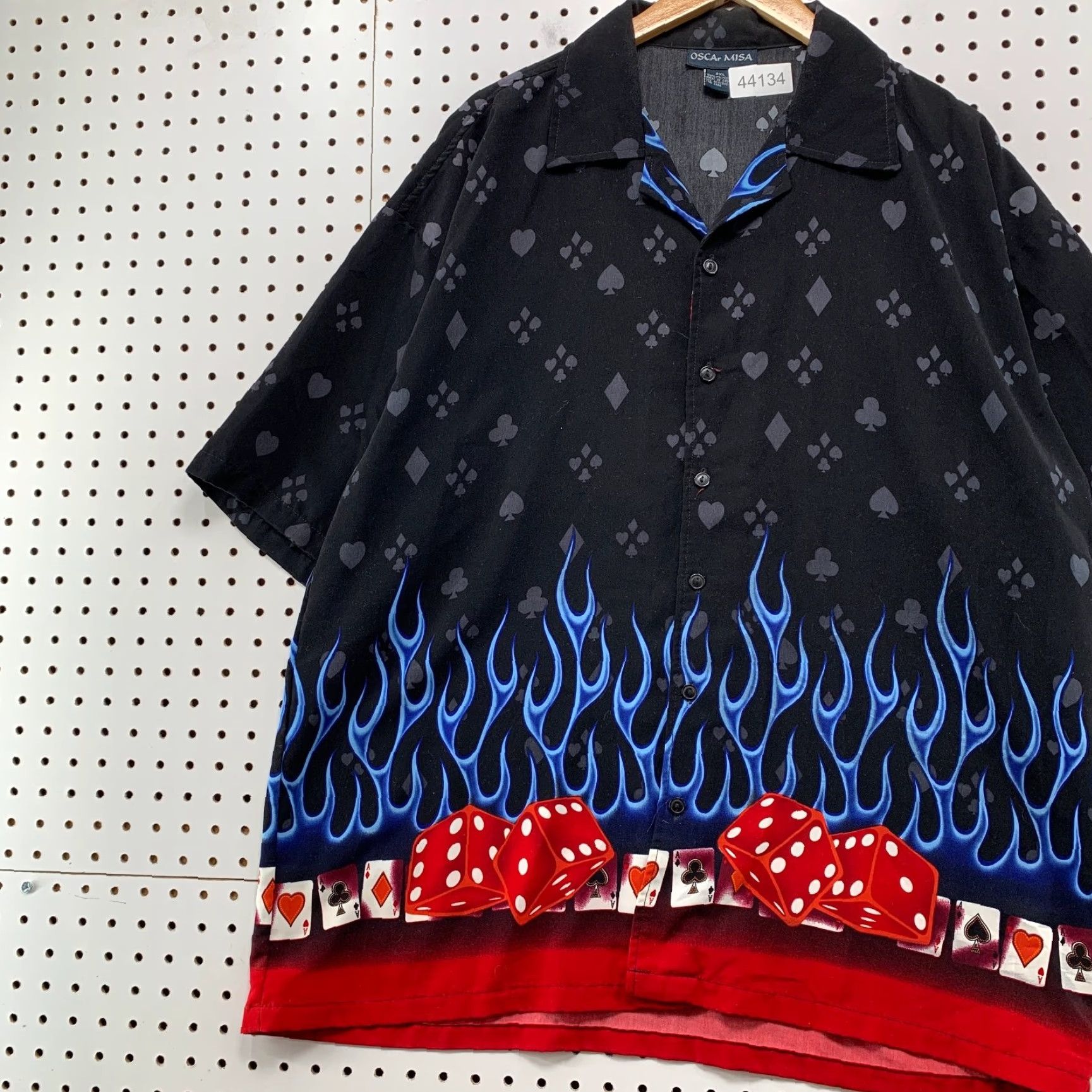 Vintage OSCAR MISA Button Shirt Mens 2XL Black Short Sleeve 100% Polyester Vintage Dice Flame Shirt Mens Button-Up Size US XXL / EU 58 / 5 - 3 Thumbnail
