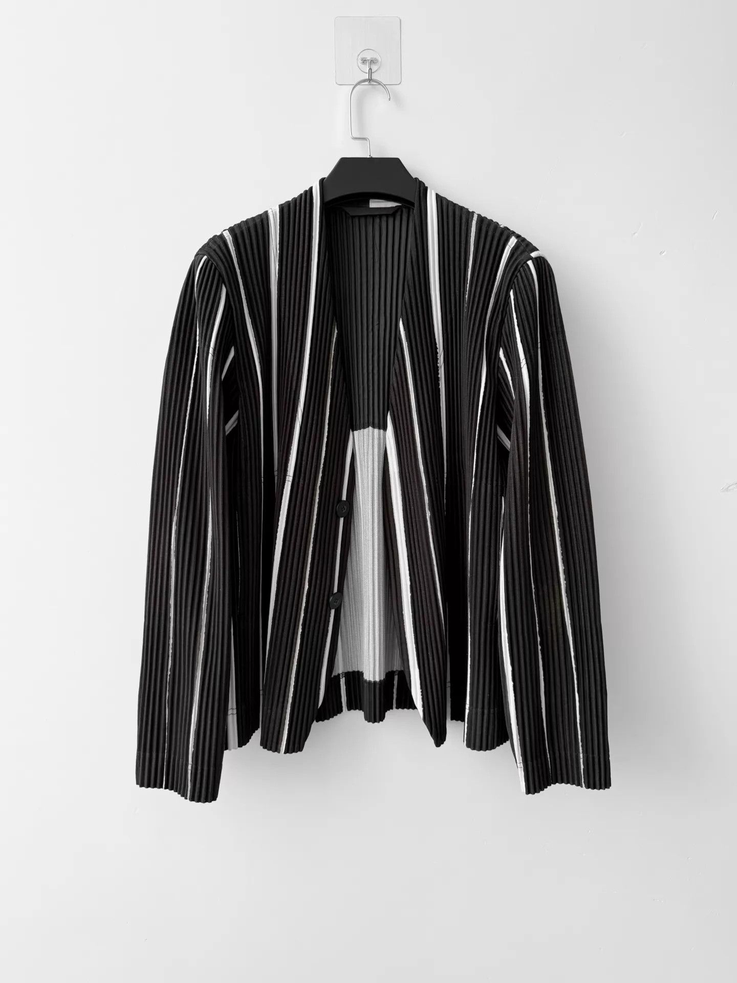 Homme Plisse Issey Miyake HOMME PLISSÉ ISSEY MIYAKE Men's Striped Distressed Jacket 2 Size US M / EU 48-50 / 2 - 2 Thumbnail