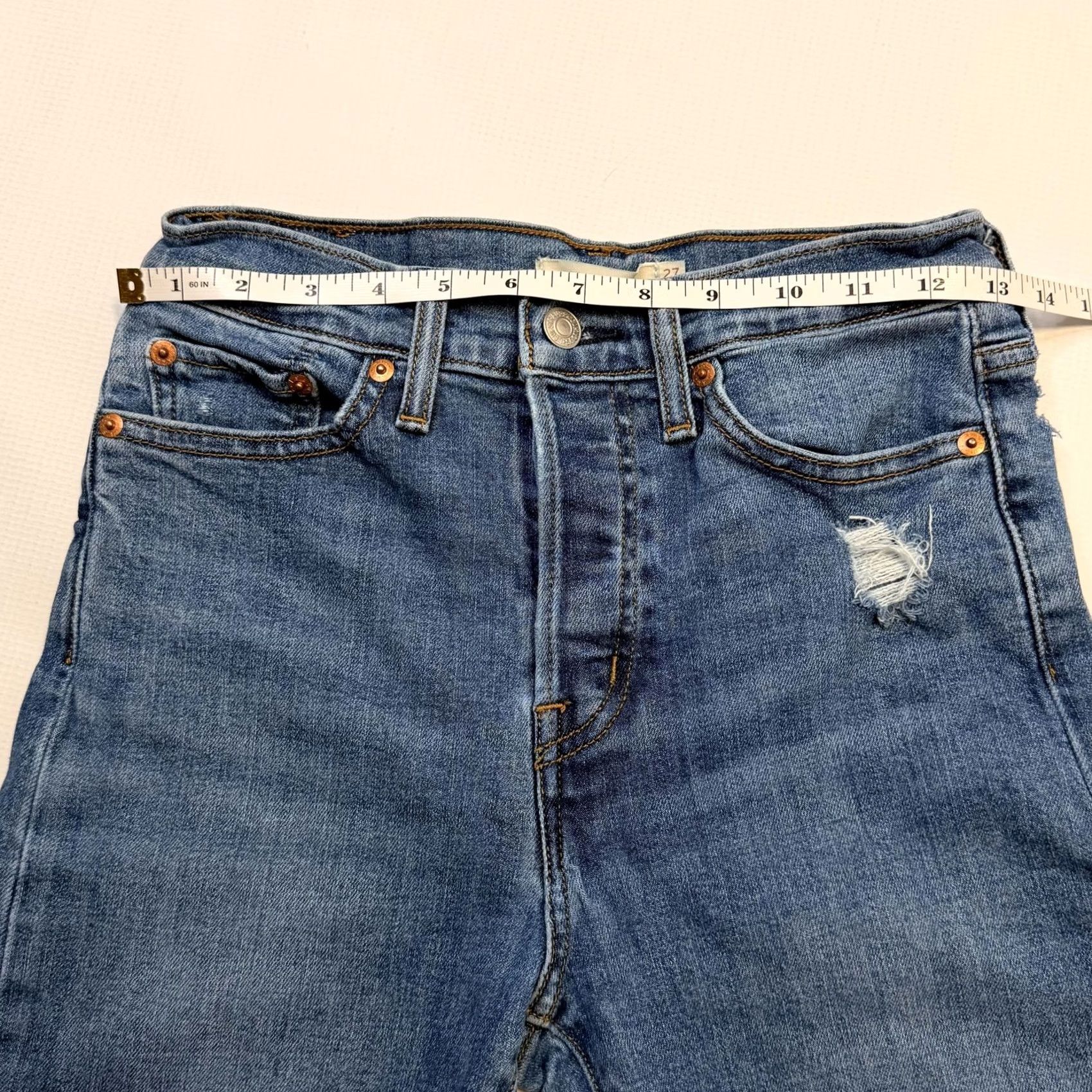 Levi's Levi's Wedgie Skinny Jeans Womens 27 Blue High Rise Distressed Stretch Denim, 5-Pocket, Button Fly, 27 in Inseam, Medium Wash, Jeans Size 27" / US 4 / IT 40 - 6 Thumbnail