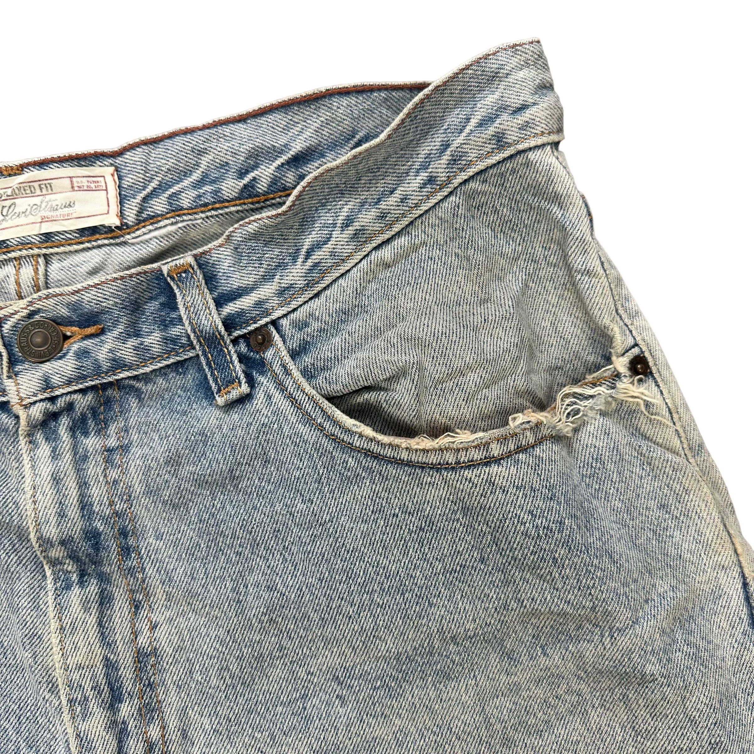 Levi's VINTAGE TRASHED LEVIS STRAUSS SHORT JEANS #8398-007 Size US 35 - 5 Thumbnail