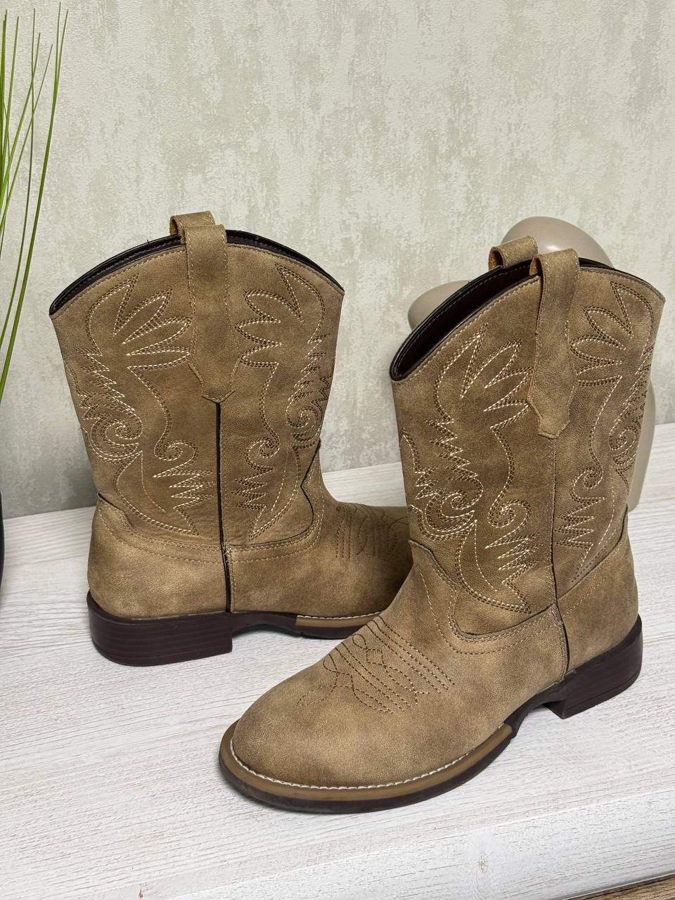 Western Rise VTG Women's suede western boots H&M Cowboy Size 37 Hype 00s Size US 7 / IT 37 - 2 Thumbnail