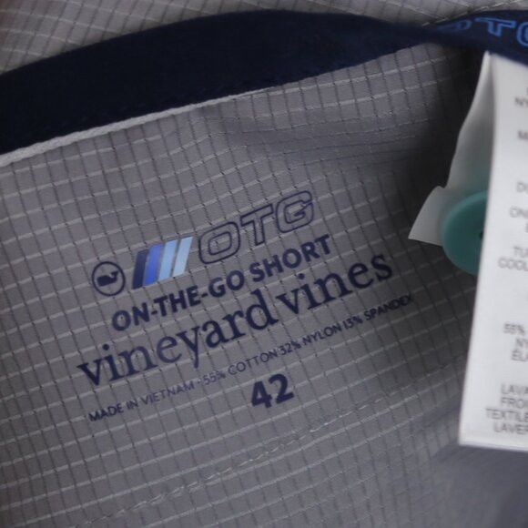 Vineyard Vines NWT Vineyard Vines 9 Inch On-The-Go Performance Shorts Size US 42 / EU 58 - 9 Thumbnail