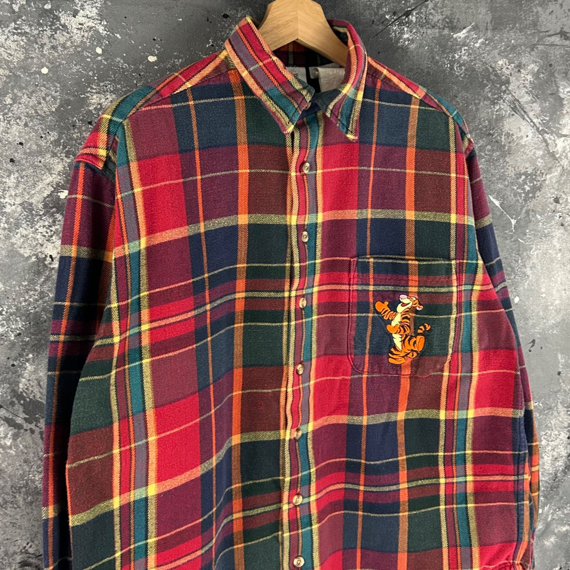 Disney Vintage 1990’s Tigger Disney button shirt Size US M / EU 48-50 / 2 - 2 Thumbnail