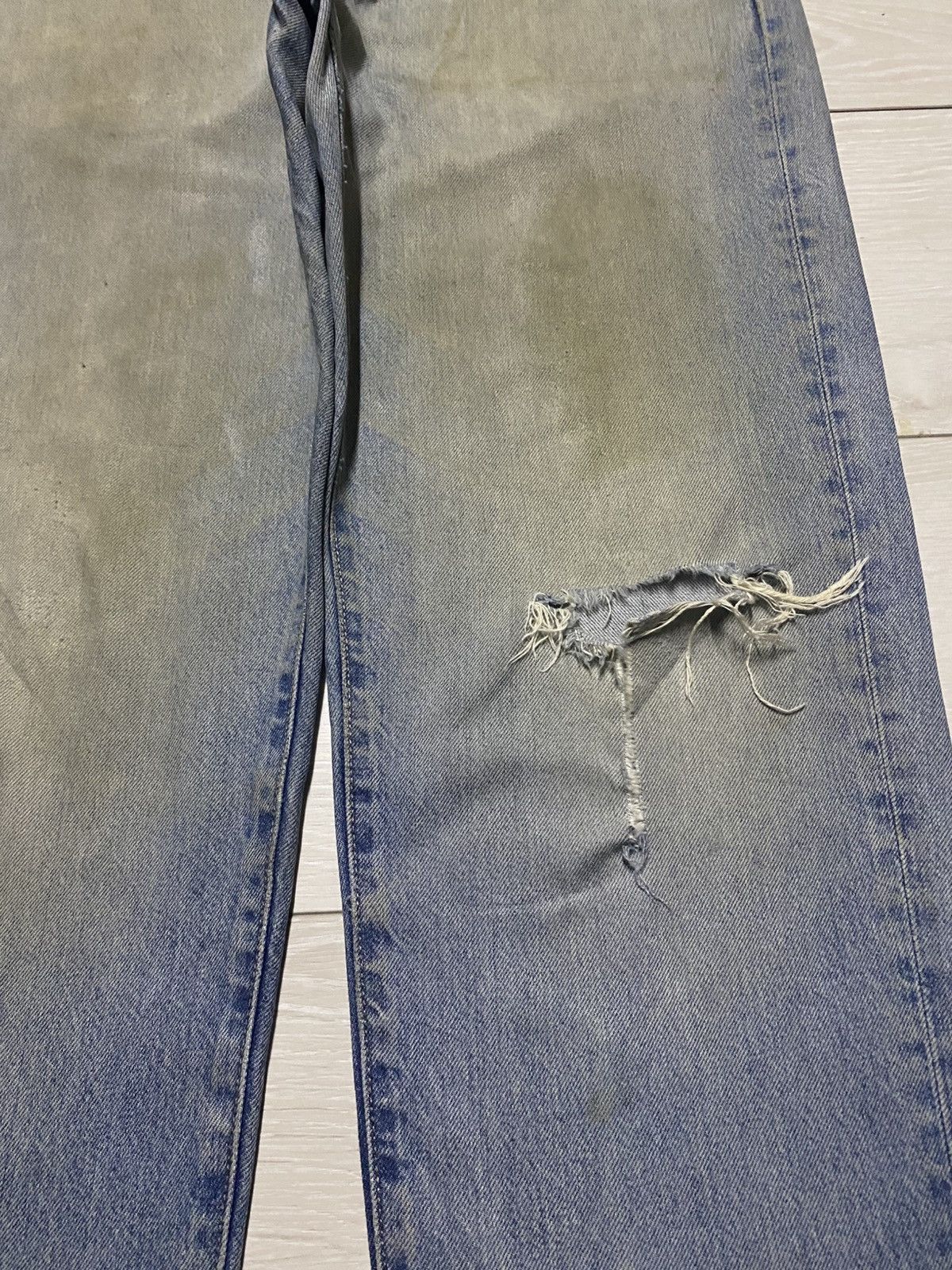 Uniqlo Vintage Japanese Uniqlo Grunge Distressed Tappered Leg Jeans Size US 34 / EU 50 - 12 Thumbnail