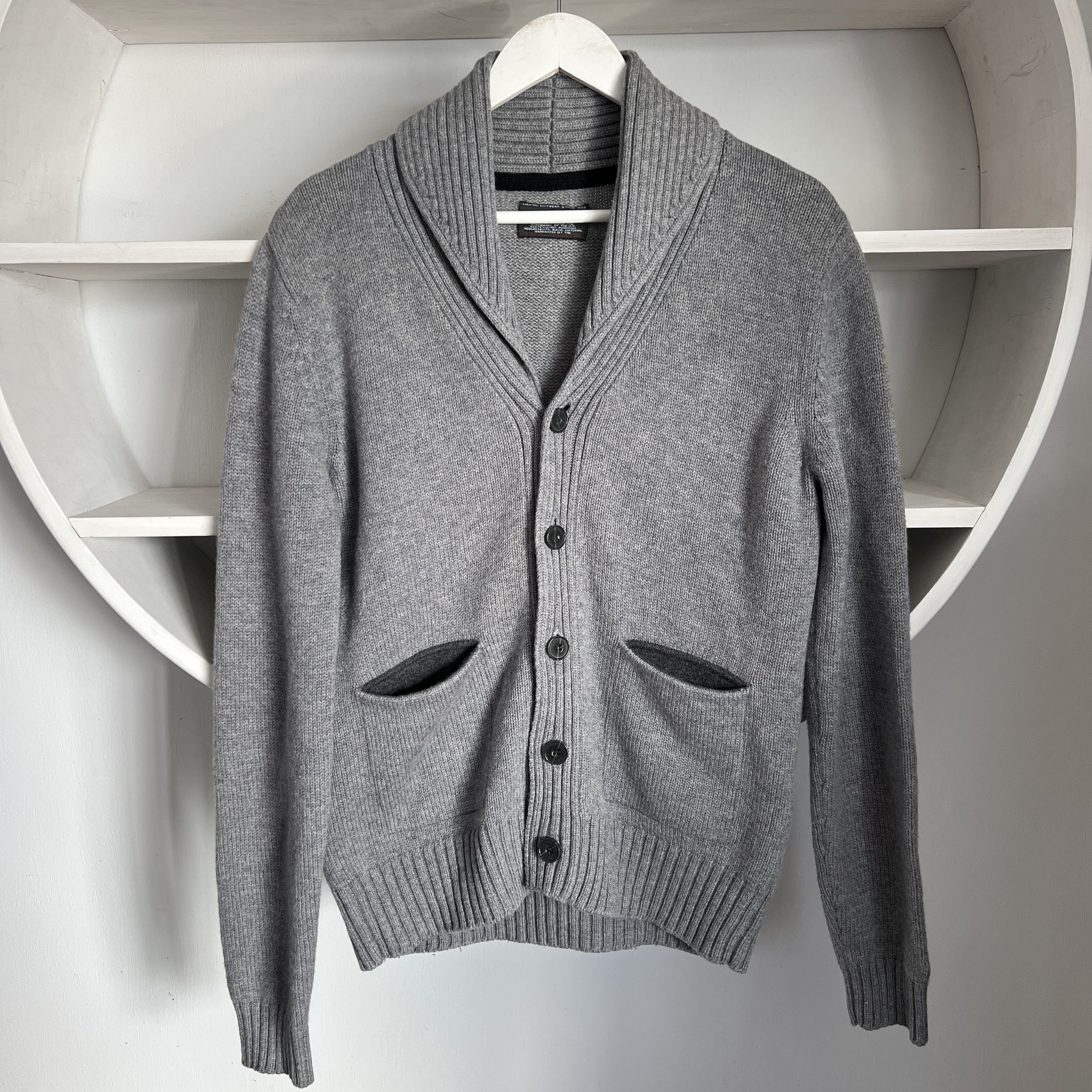 Japanese Brand Men's VINTAGE 55 Wool Knitted Button Cardigan Size M Size US M / EU 48-50 / 2 - 1 Thumbnail