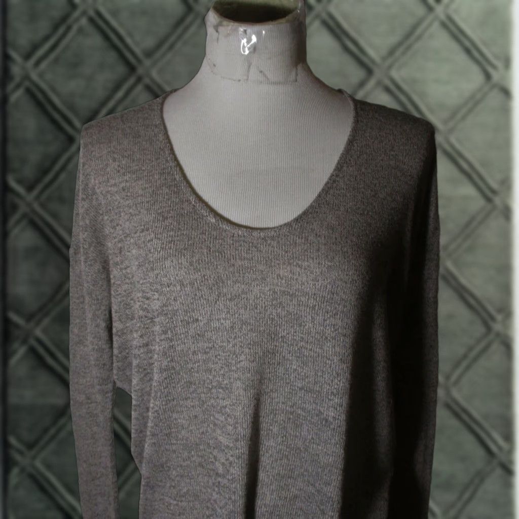 Vintage **Jolie Gray Long Sleeve Top Size S** User: Jolie Gray Long Sleeve Top Size S Size S / US 4 / IT 40 - 1 Thumbnail