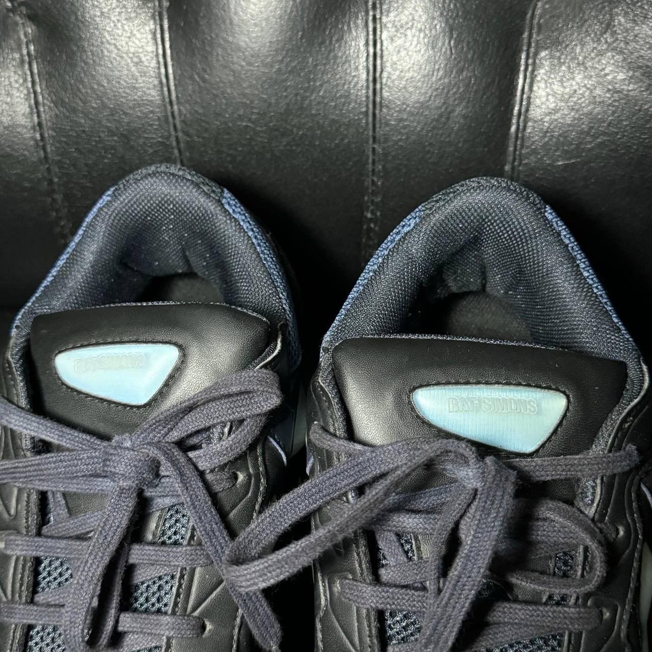 Adidas × Raf Simons adidas raf simons ozweego Size US 12.5 / EU 45-46 - 7 Thumbnail