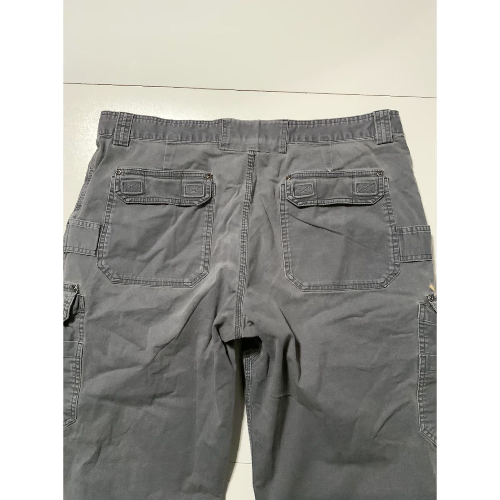 Vintage Duluth Trading Co. Flex Fire Hose Workwear Distressed Gray Cargo Utility Pants Mens 42 Regular 30in Inseam Gray Cargo Distressed Workwear Mens Pants Size US 42 / EU 58 - 6 Thumbnail