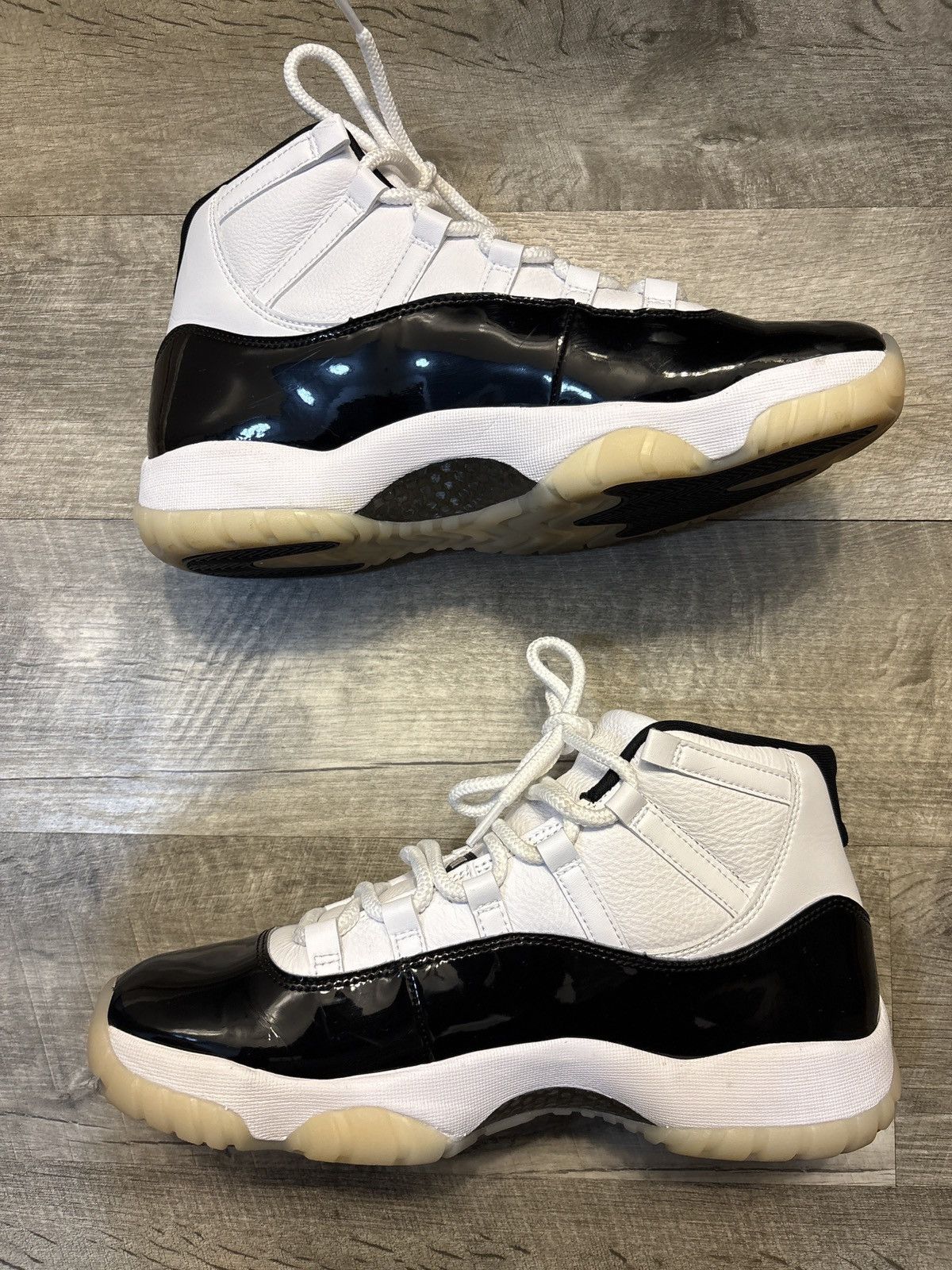 Jordan Brand JORDAN 11 RETRO 'GRATITUDE / DEFINING MOMENTS' Size US 11 / EU 44 - 1 Thumbnail