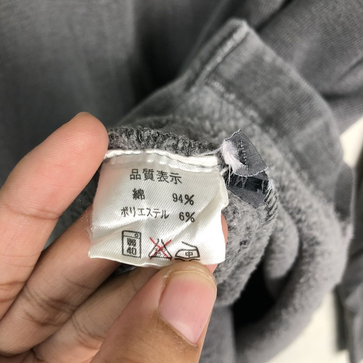 Japanese Brand 🔥VINTAGE SWEATSHIRT BITCH SKATEBOARD USA BIG LOGO Size US M / EU 48-50 / 2 - 14 Thumbnail