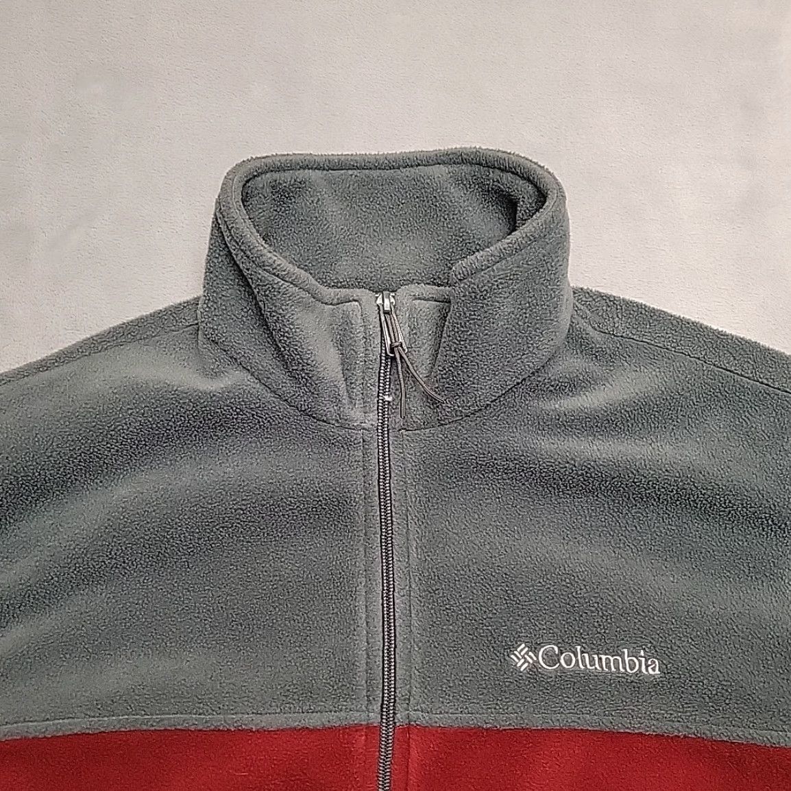 Vintage VINTAGE Columbia Fleece Jacket Mens Large Red Gray Full Zip Mock Neck Classic Outdoors Size US L / EU 52-54 / 3 - 3 Thumbnail