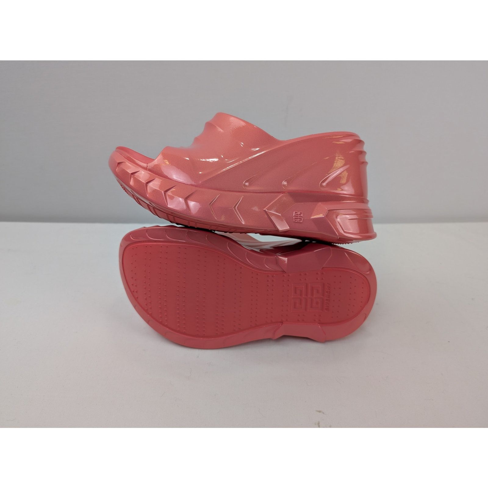 Givenchy o1rshd1 Marshmallow Sandals in Coral Size US 7 / IT 37 - 17 Thumbnail