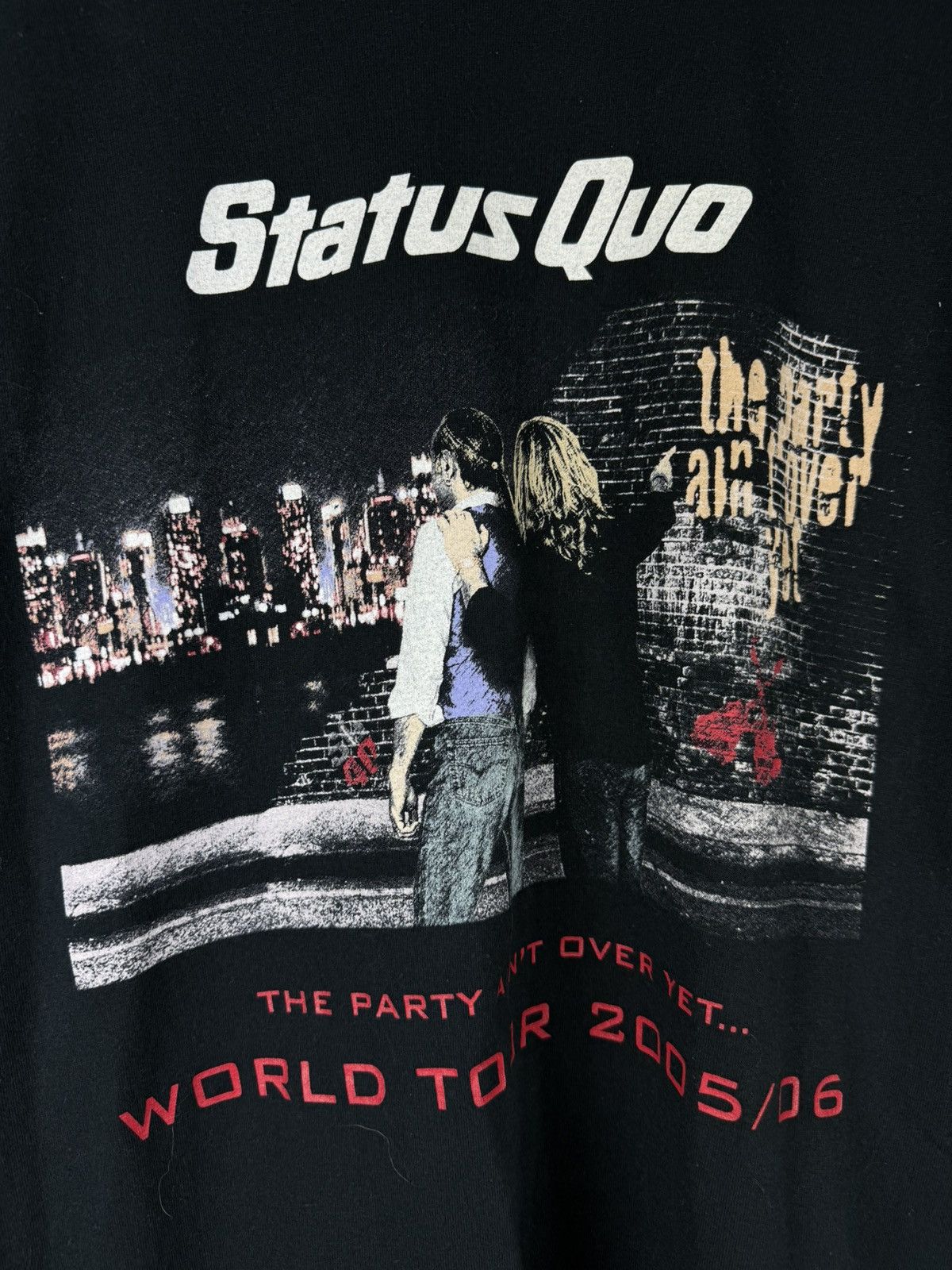 Band Tees × Vintage Status Quo Vintage 2005 / 06 World Tour Band T Shirt Gildan Size US M / EU 48-50 / 2 - 8 Thumbnail