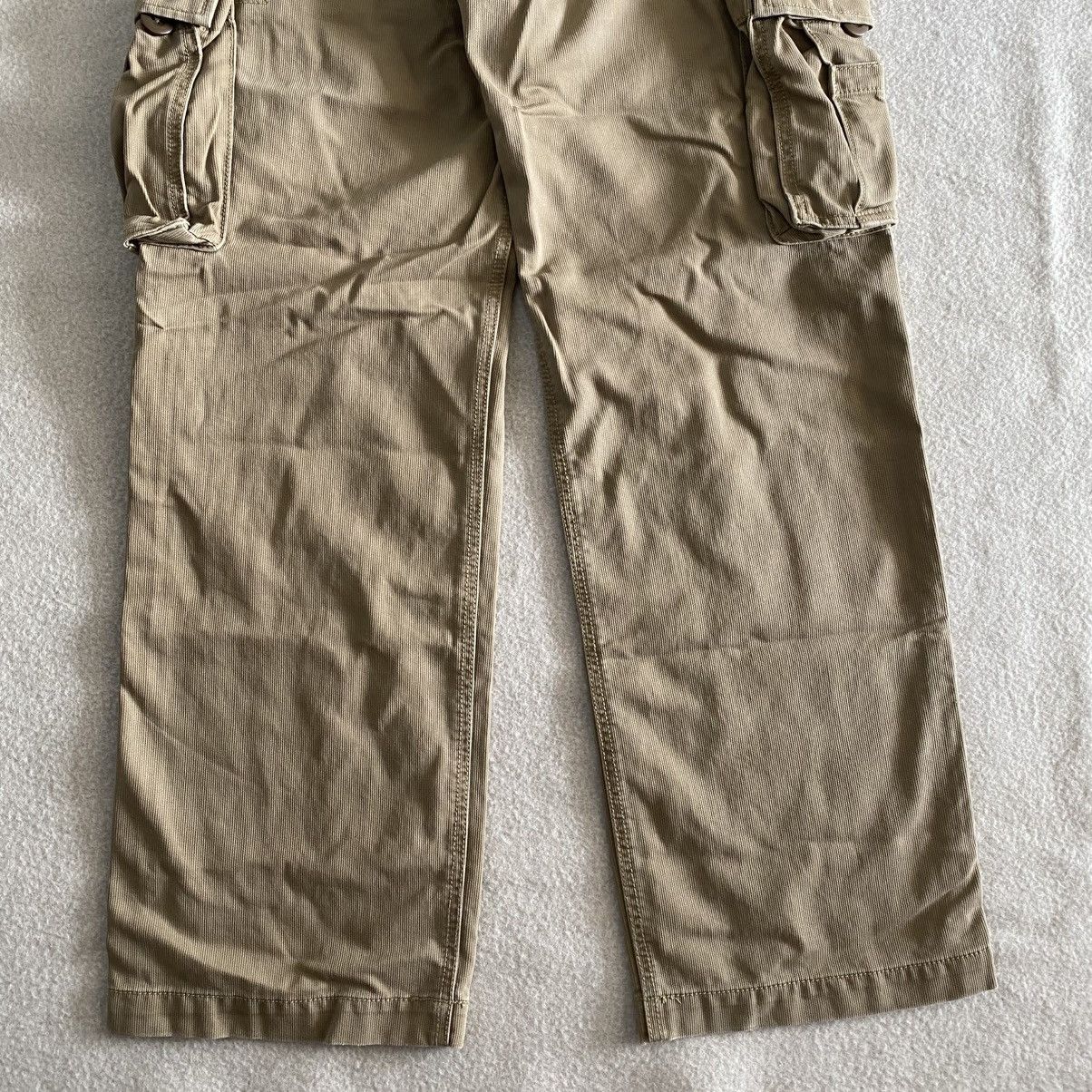 Levi's Vintage Clothing × Vintage Vintage Y2K Levis Cargo Pants w36 Size US 36 / EU 52 - 6 Thumbnail