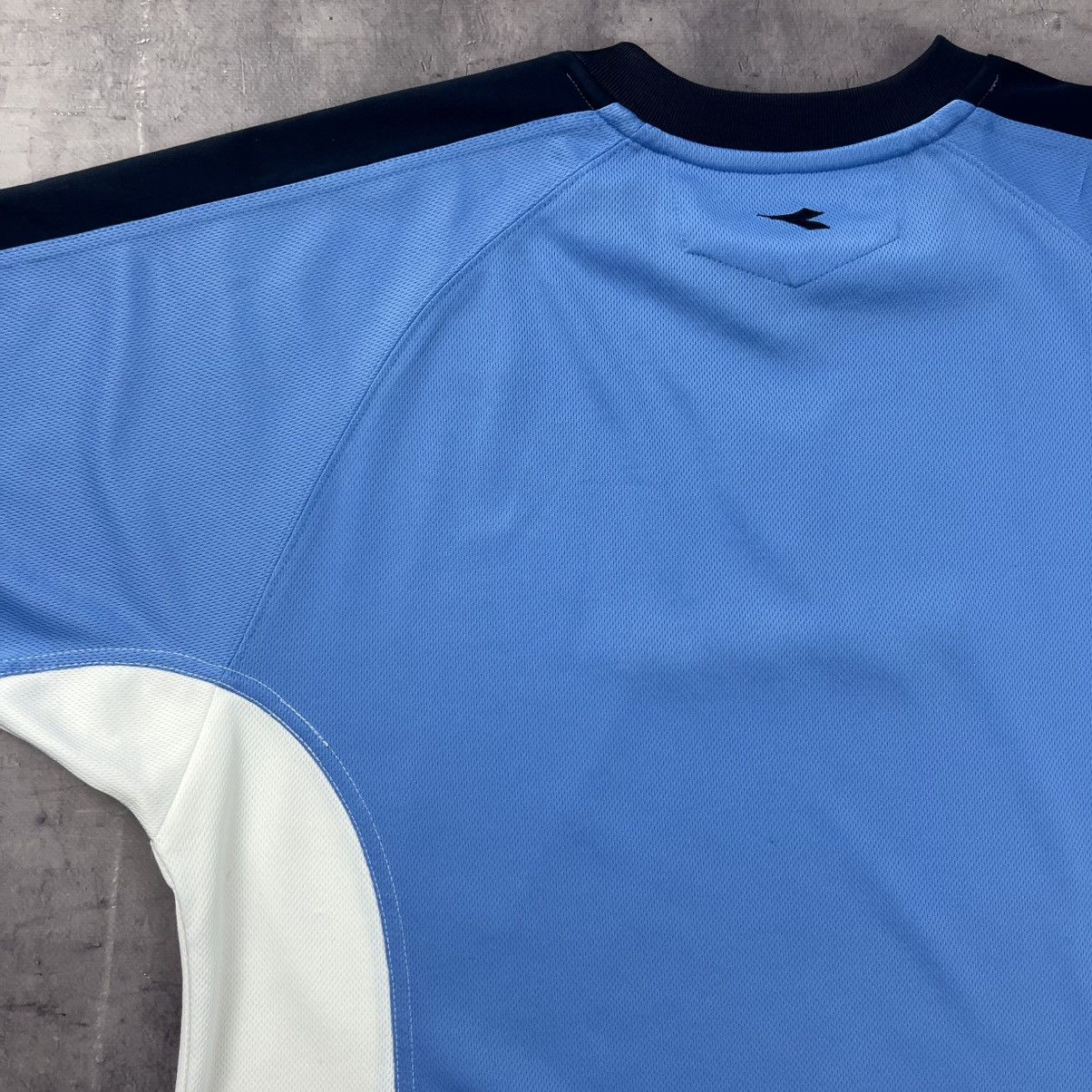 Diadora Rare! Aston Villa Diadora Soccer Jersey Shirt 00s Size US M / EU 48-50 / 2 - 13 Thumbnail