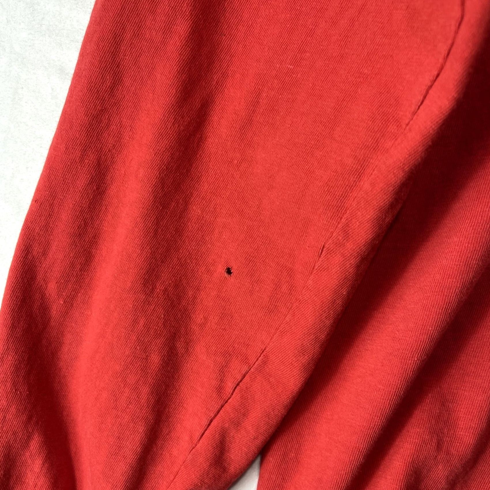 Hanes VINTAGE Hanes The Sty’s The Limit T-Shirt Mens Long Sleeve L Red USA Logo 80s Classic Size US L / EU 52-54 / 3 - 7 Thumbnail