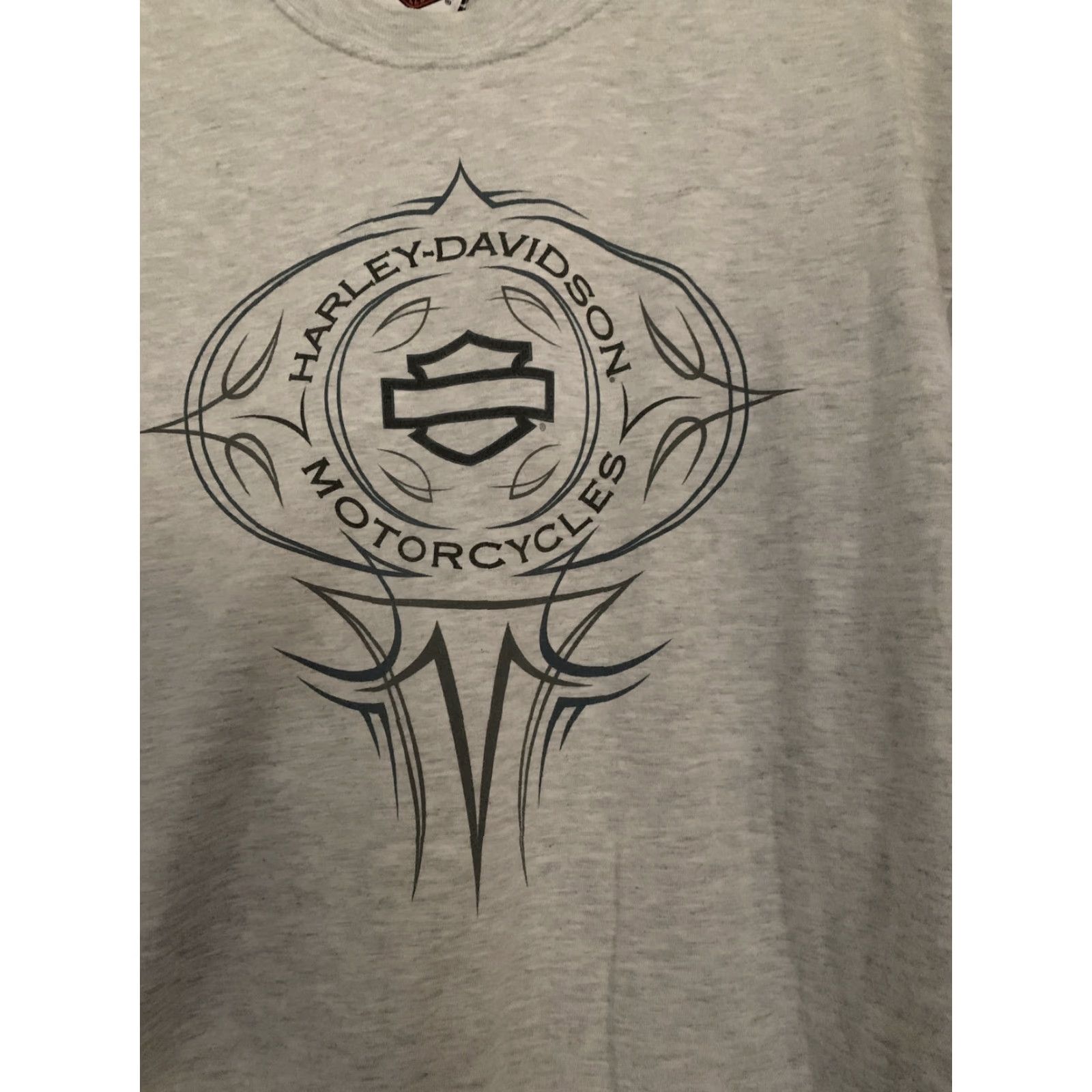 Harley Davidson **Harley Davidson Mens Gray Large T-Shirt California** User: **Harley Davidson Mens Large Gray T-Shirt** Size US L / EU 52-54 / 3 - 2 Thumbnail