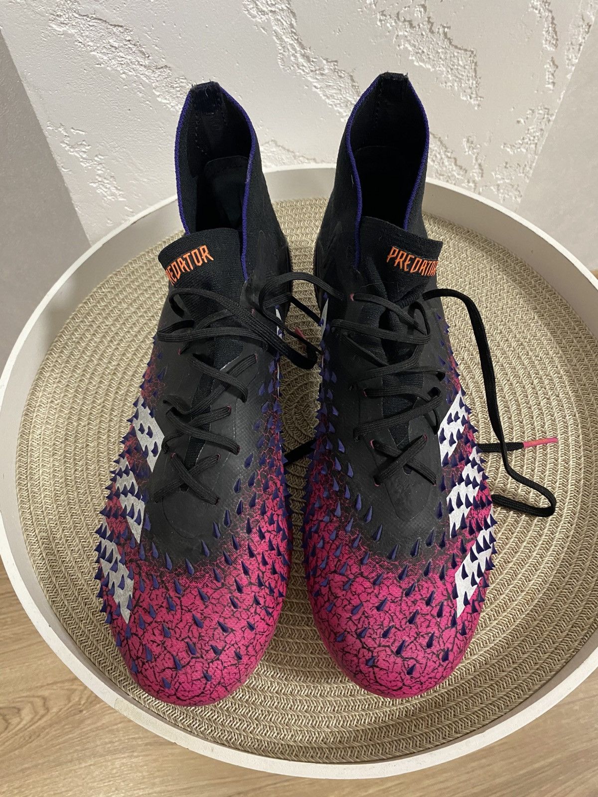 Other Adidas Soccer Predator Freak .1 SG Cleats Size: 40 2/3 Size US 7 / EU 40 - 2 Thumbnail