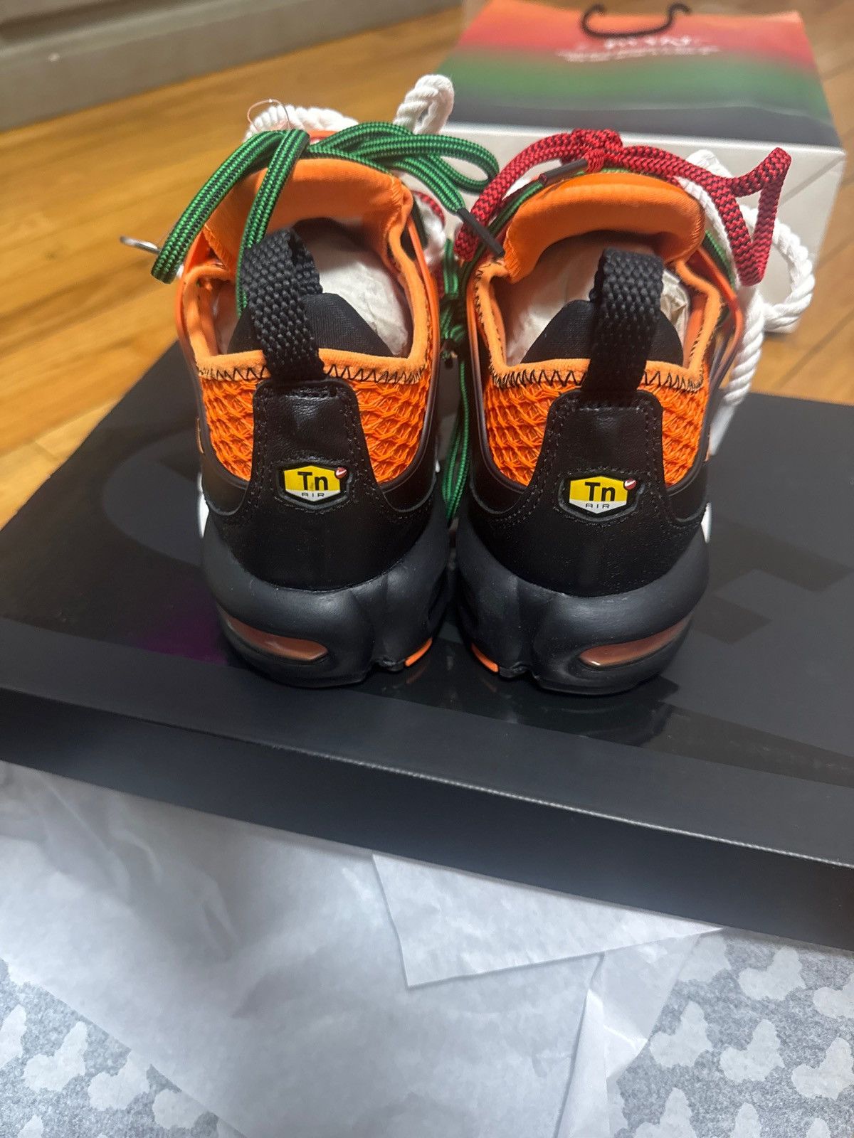 Nike Nike x Homecoming Collab Size US 6 / EU 39 - 3 Thumbnail