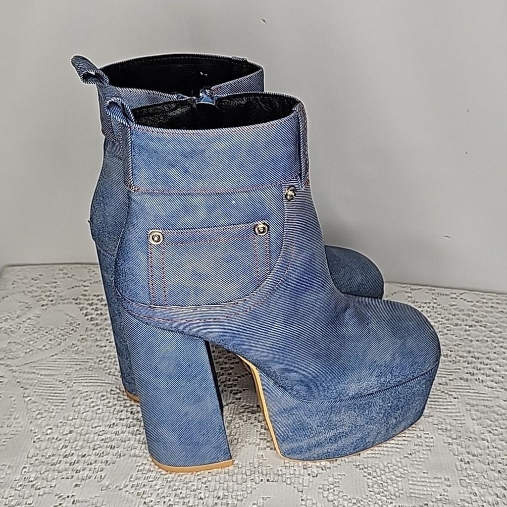 The Unbranded Brand NWOT Yoki denim blue platform high ankle rave club boots 6 Size US 6 / IT 36 - 1 Thumbnail