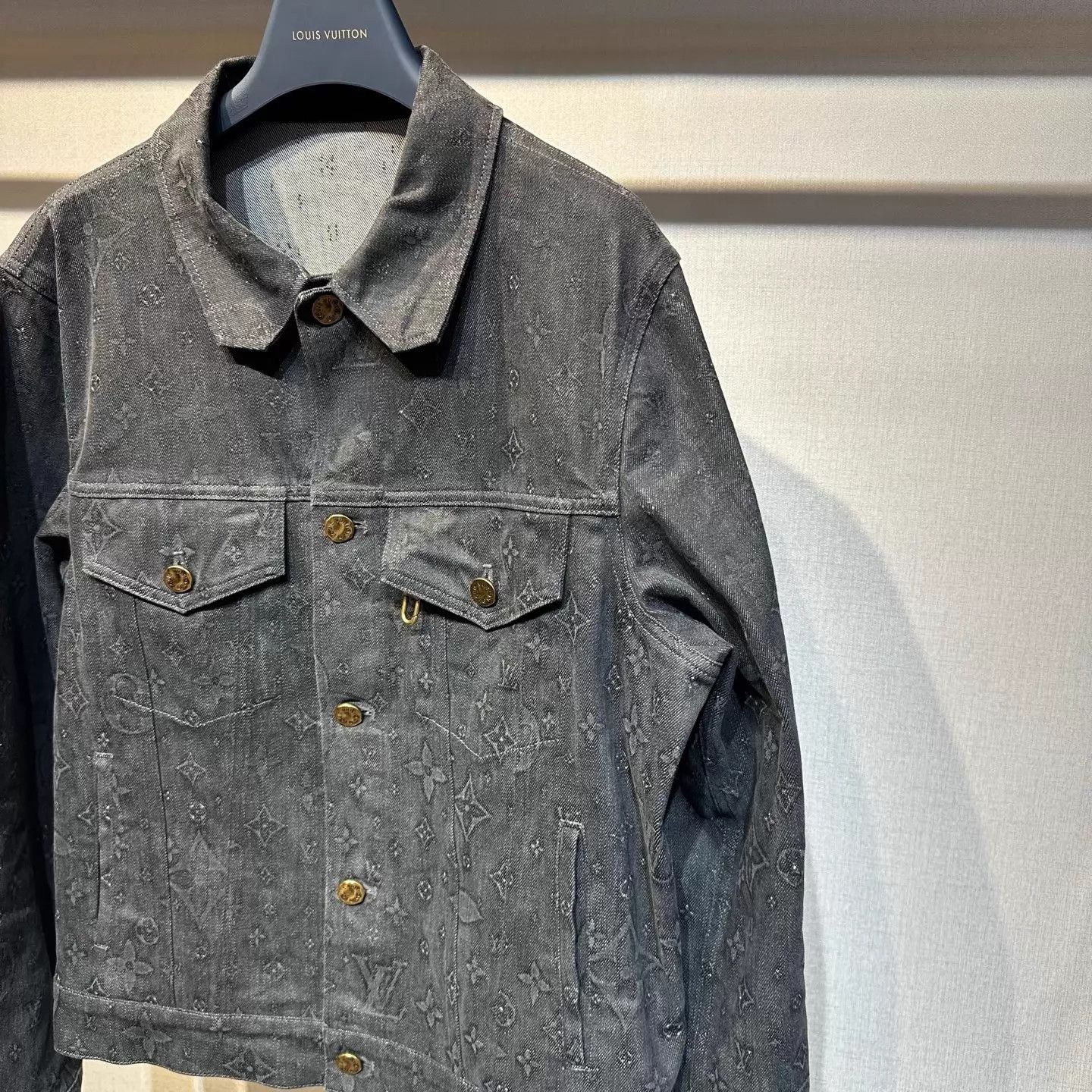 Louis Vuitton Louis Vuitton All Over Monogram Denim Jacket 48 Size US M / EU 48-50 / 2 - 3 Thumbnail
