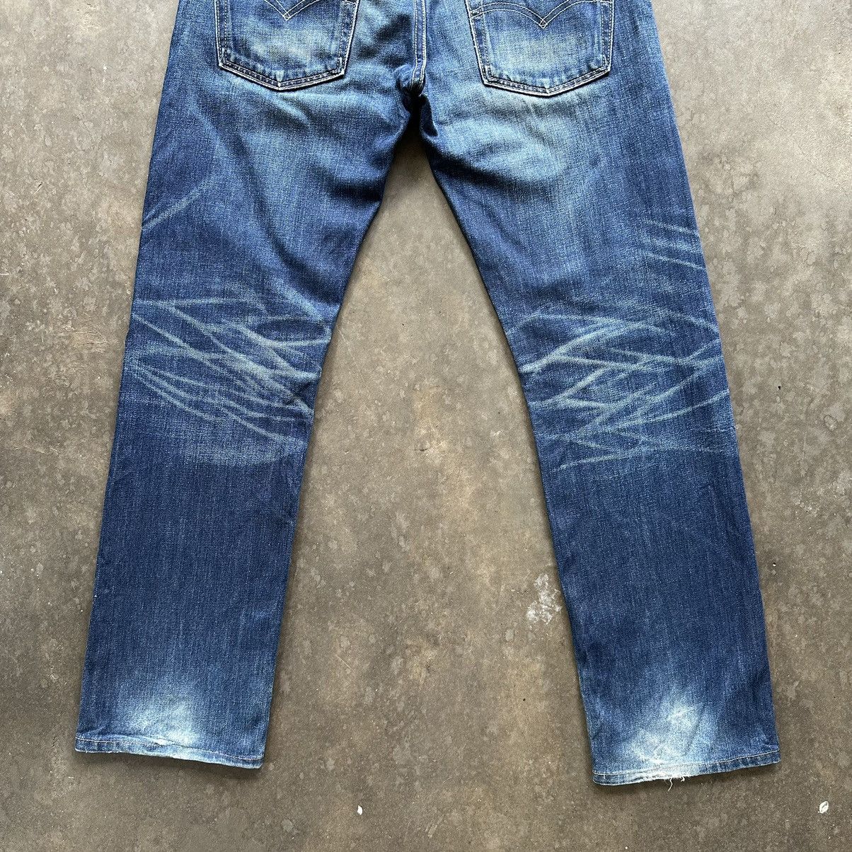 Jean × Levi's × Vintage Vintage Levi’s 551 Distressed Faded Denim Jean Pant W31 Size US 31 - 11 Thumbnail