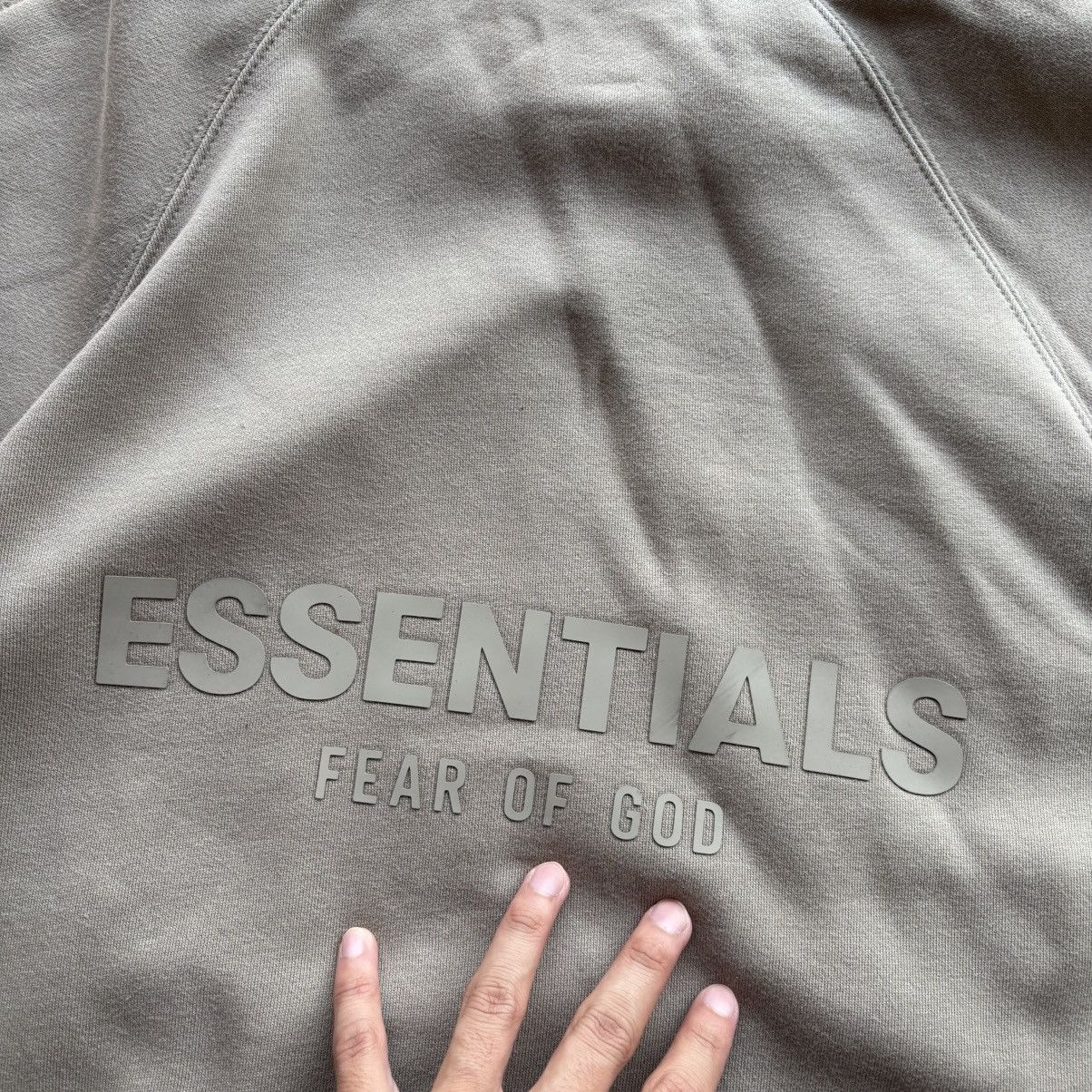 Essentials Essentials FOG Beige Green Size US S / EU 44-46 / 1 - 9 Thumbnail
