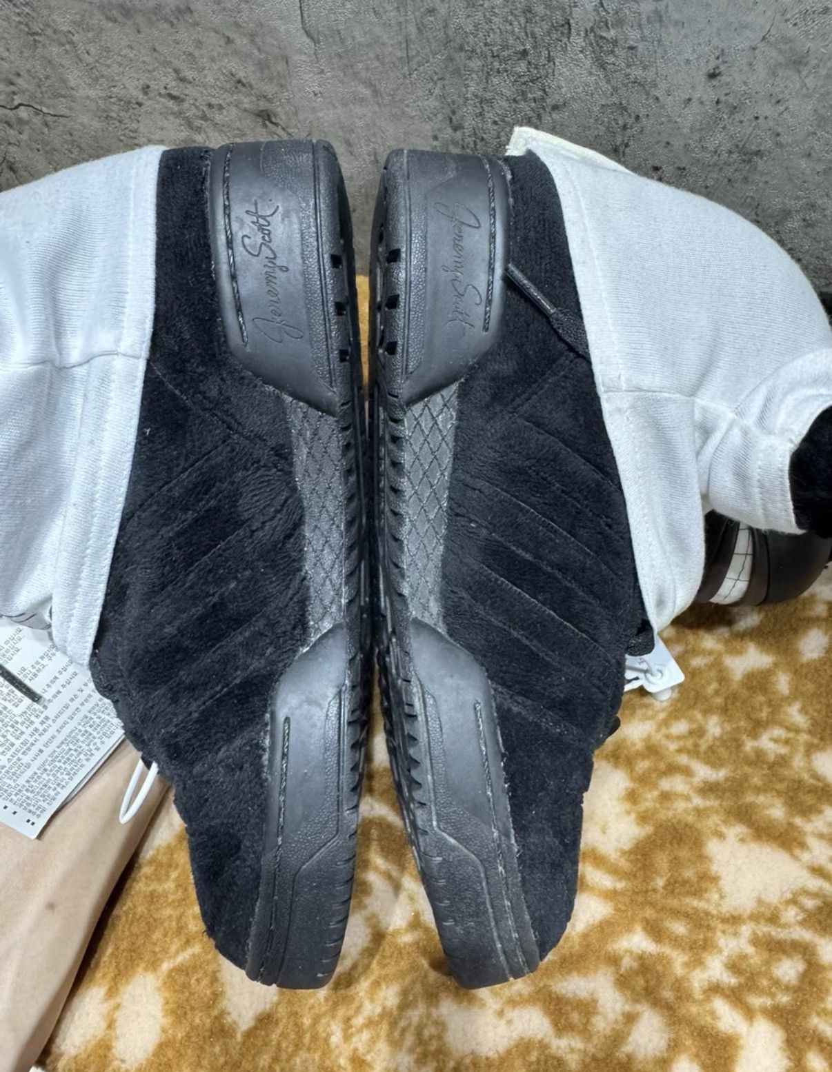 Adidas Adidas x Jeremy Scott Wings Bear K37 Size US 7.5 / EU 40-41 - 7 Thumbnail