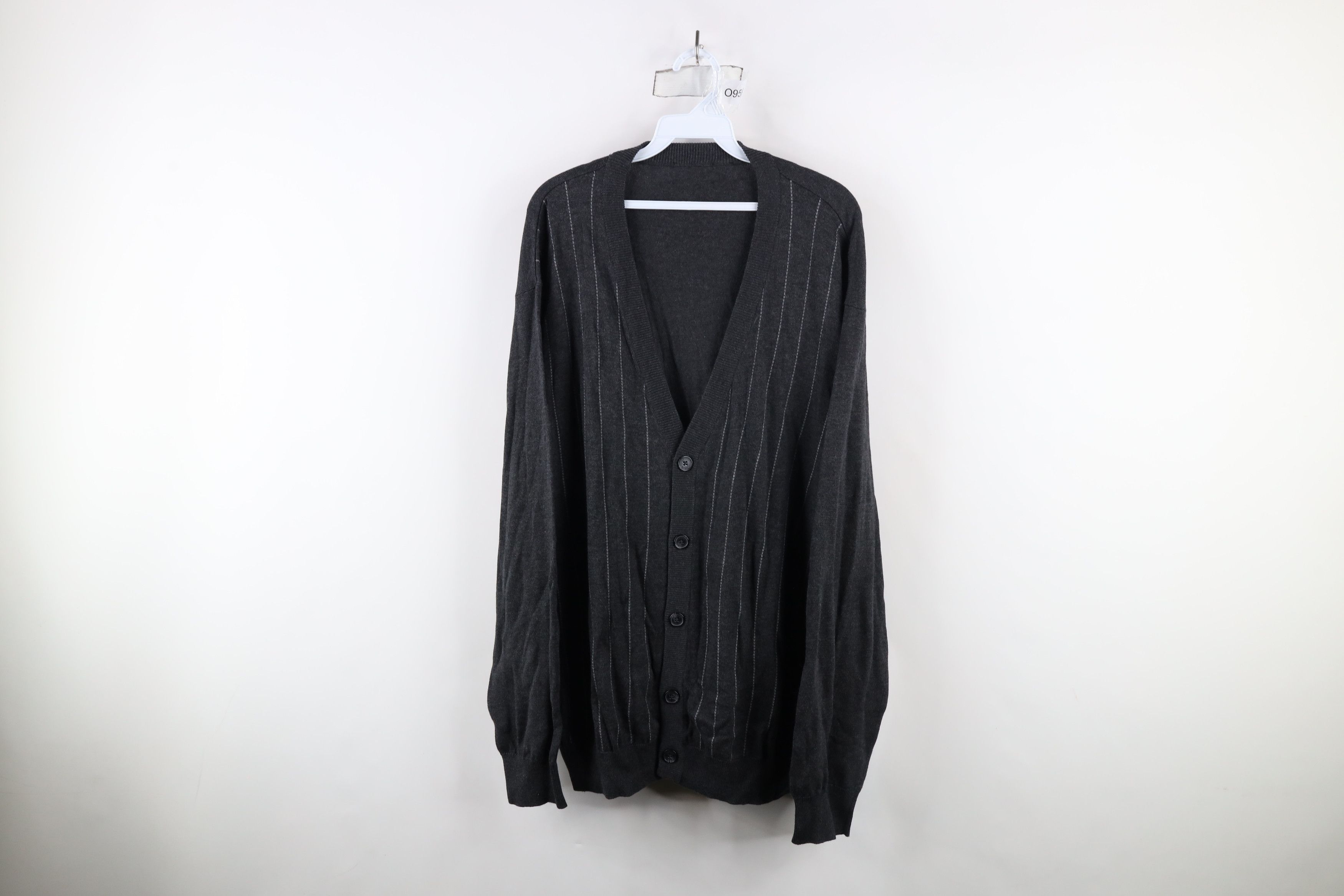 Vintage Vintage 90s Streetwear Knit Button Cardigan Sweater Gray Size US XXL / EU 58 / 5 - 1 Thumbnail