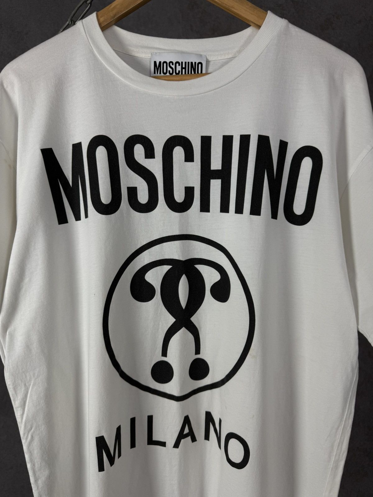 Designer × Moschino Moschino Milano luxury designer tee Size US L / EU 52-54 / 3 - 2 Thumbnail