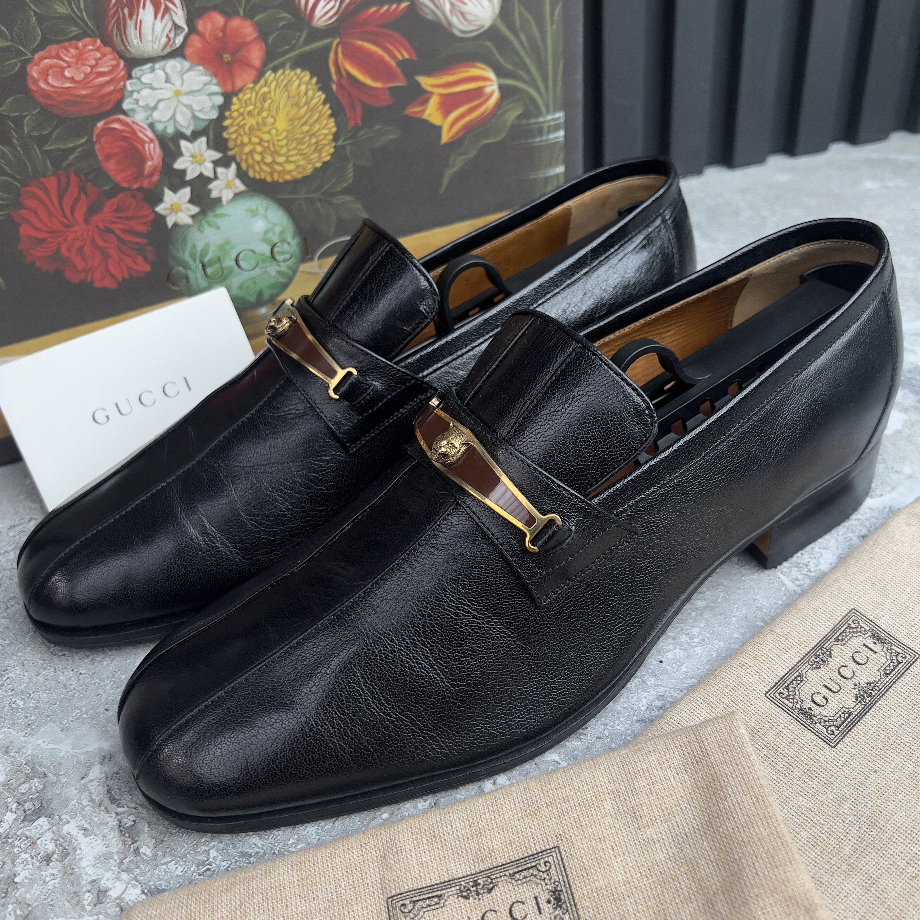 Gucci Tiger Embellished Loafers Leather Size US 7.5 / EU 40-41 - 1 Thumbnail