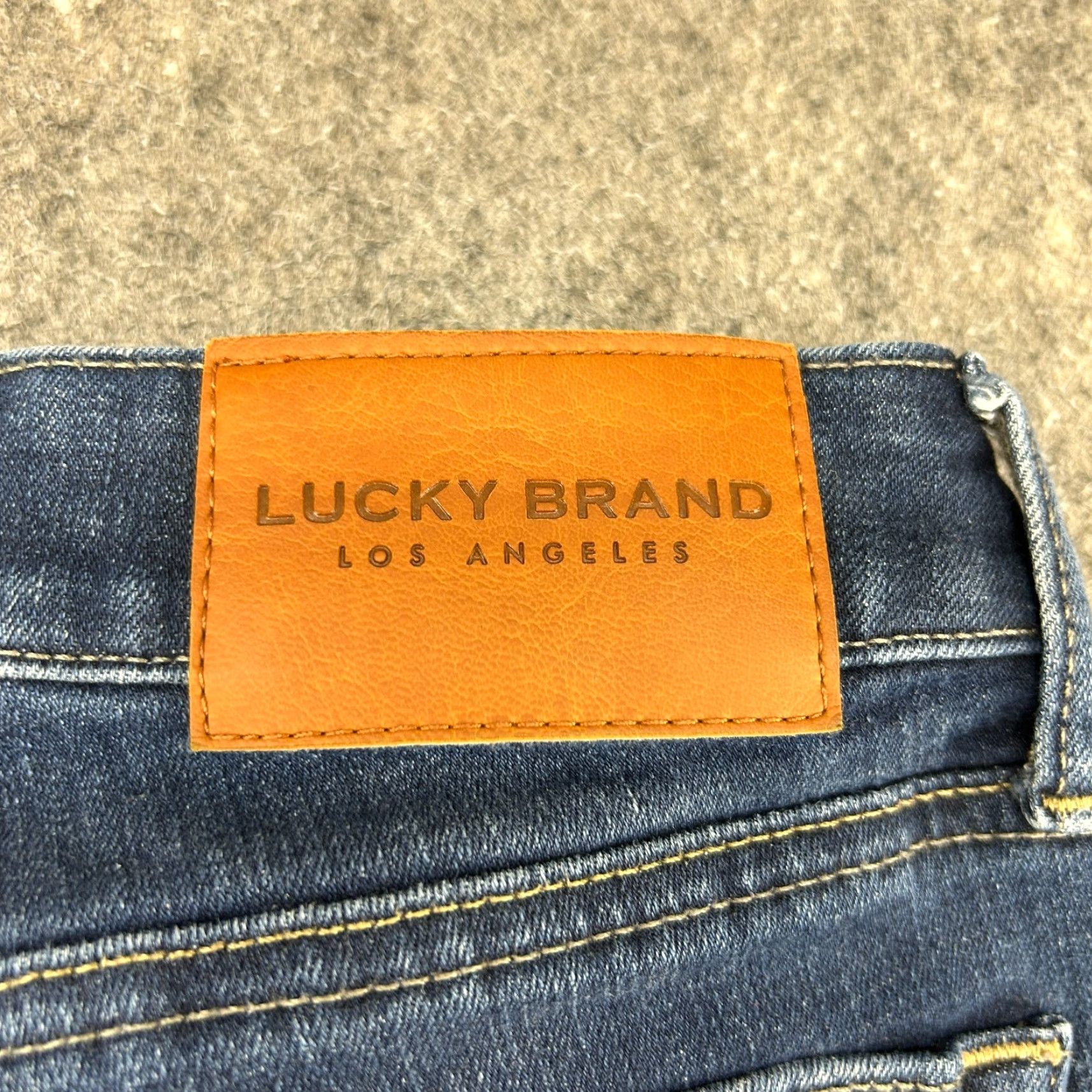 Lucky Brand VINTAGE Lucky Brand Jeans Women 10x30 Blue Bootcut Dark Wash Stretch Distressed Casual USA Womens Size 24" / US 00 / IT 34 - 5 Thumbnail