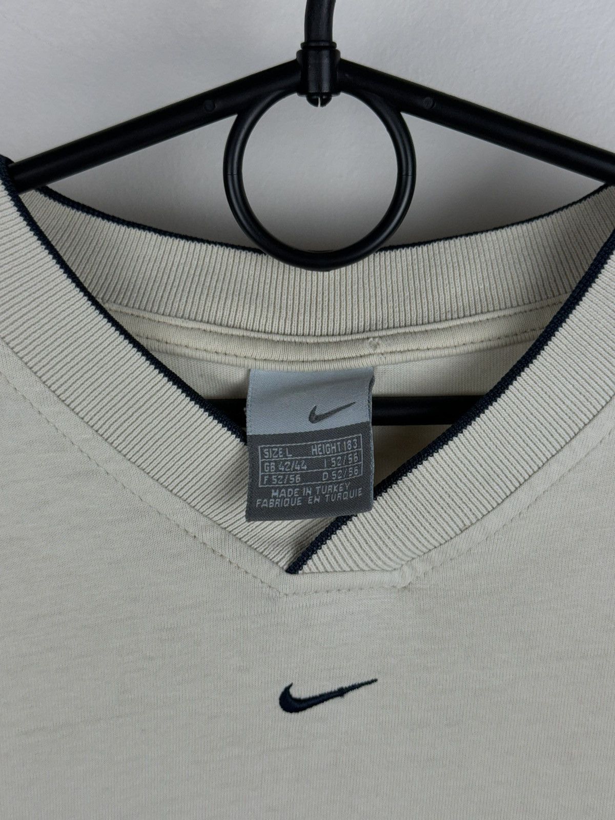 Nike Casual cream t shirt Nike Central Swoosh y2k original item Size US L / EU 52-54 / 3 - 2 Thumbnail