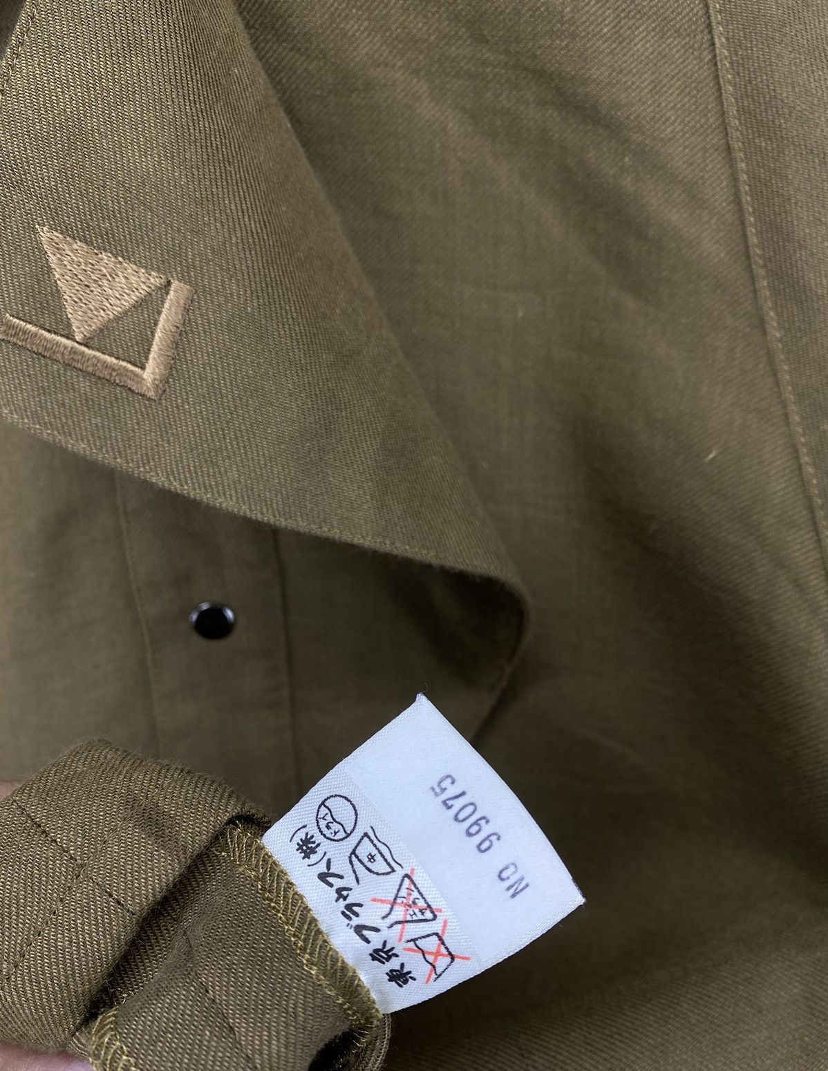 Karl Lagerfeld Vintage Karl Lagerfeld Army Green Blouse Size M / US 6-8 / IT 42-44 - 9 Thumbnail