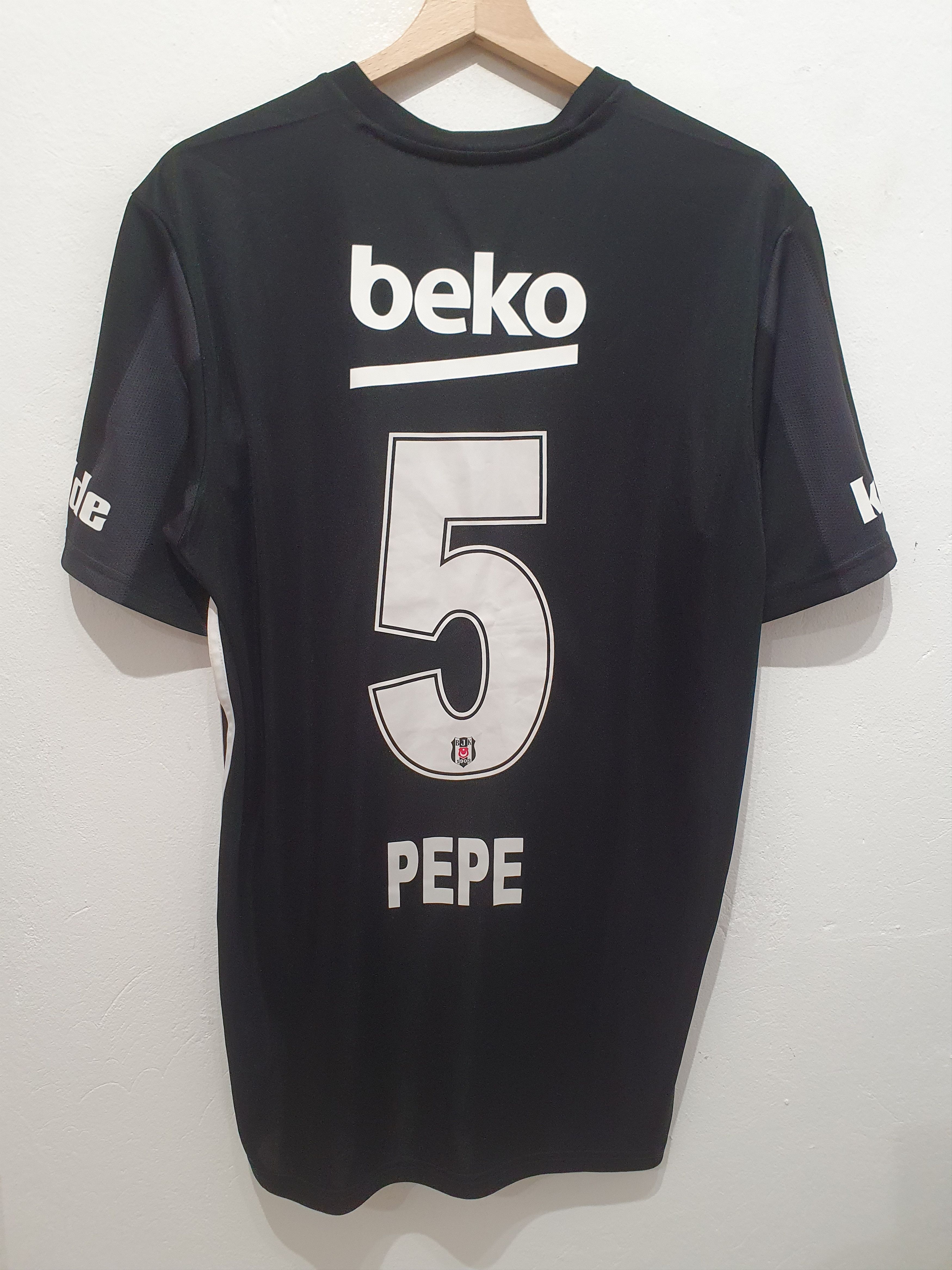 image of Pepe Besiktas 2018 Adidas Size L Jersey Shirt Football in Black, Men's