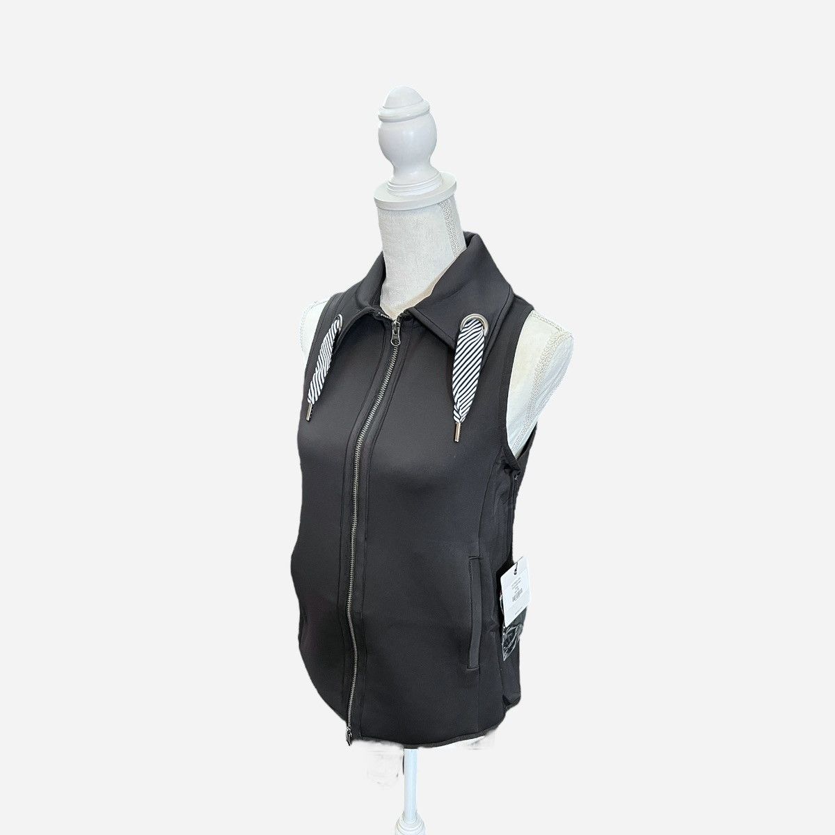 Other Belyn Key Women’s Onyx Grommet Full Zip Vest Black Sz XS Size XS / US 0-2 / IT 36-38 - 3 Thumbnail