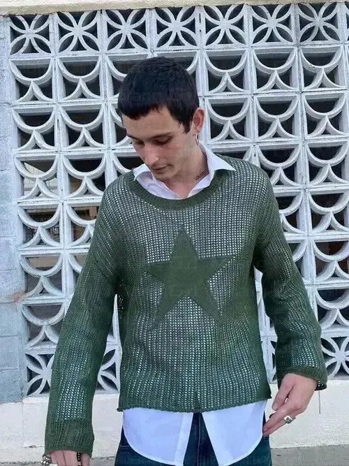 Designer × Vintage Harajuku style sweater with cutouts vintage knitted top star Size US L / EU 52-54 / 3 - 4 Thumbnail